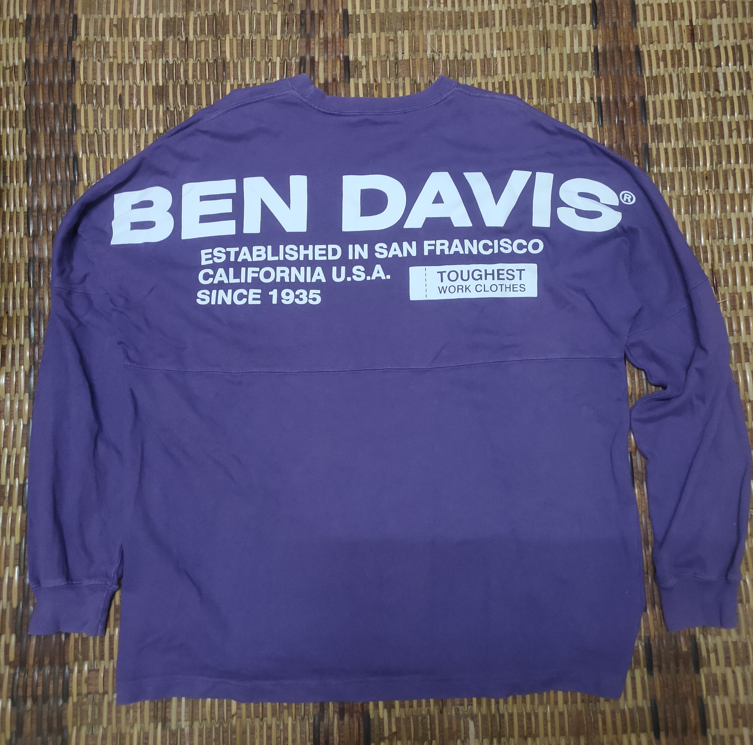 Vintage Sweatshirt Ben Devis