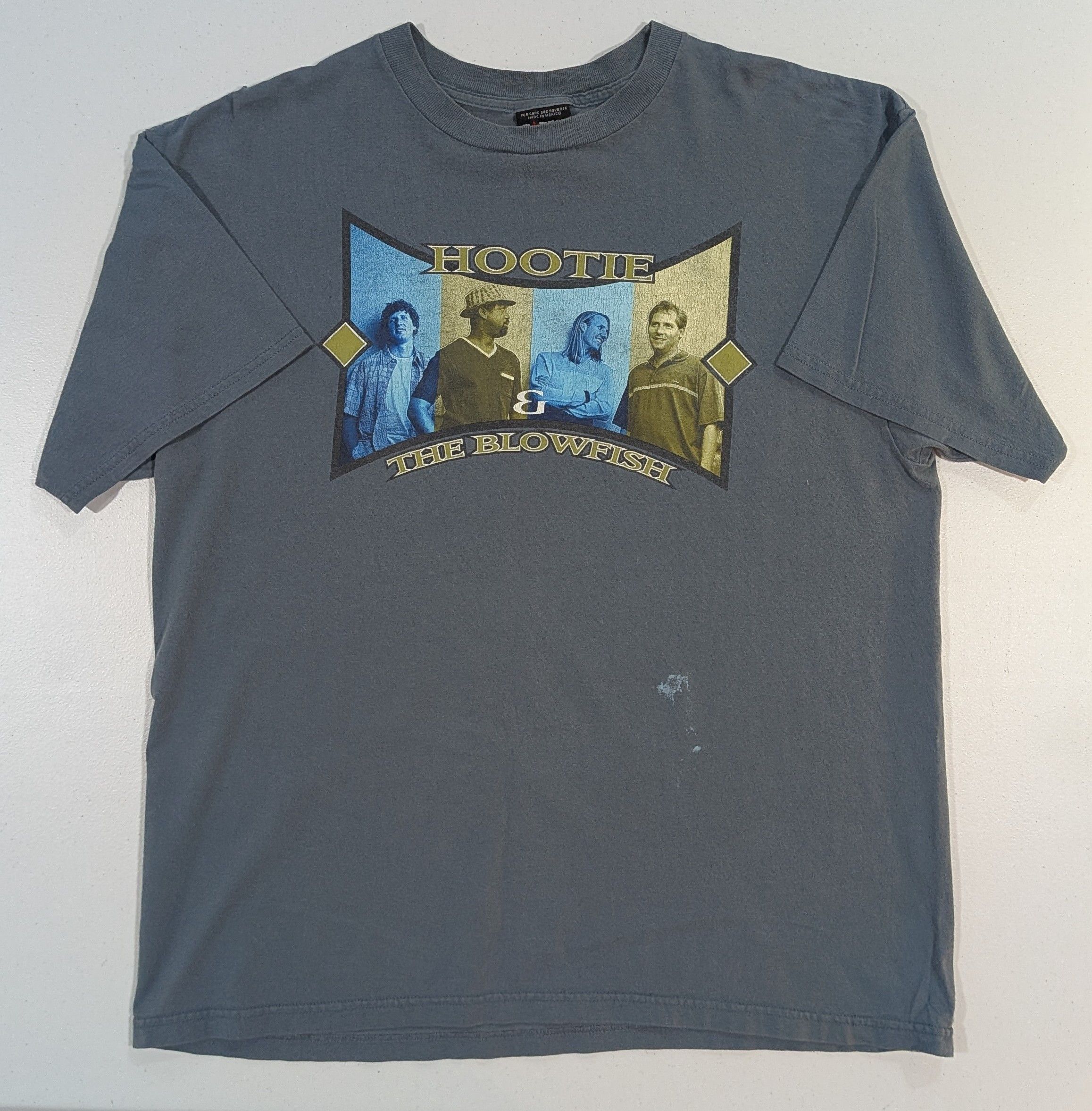 Giant Hootie The Blowfish World Tour Tee Of 98 99 Hoodie, Sweatshirt | FlexRushtees.com