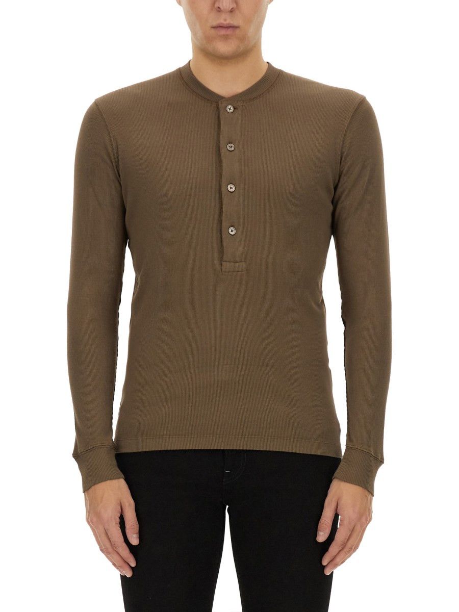 Tom Ford O1s22i1n0125 Henley T Shirt In Moss Green Hoodie, Sweatshirt | FlexRushtees.com