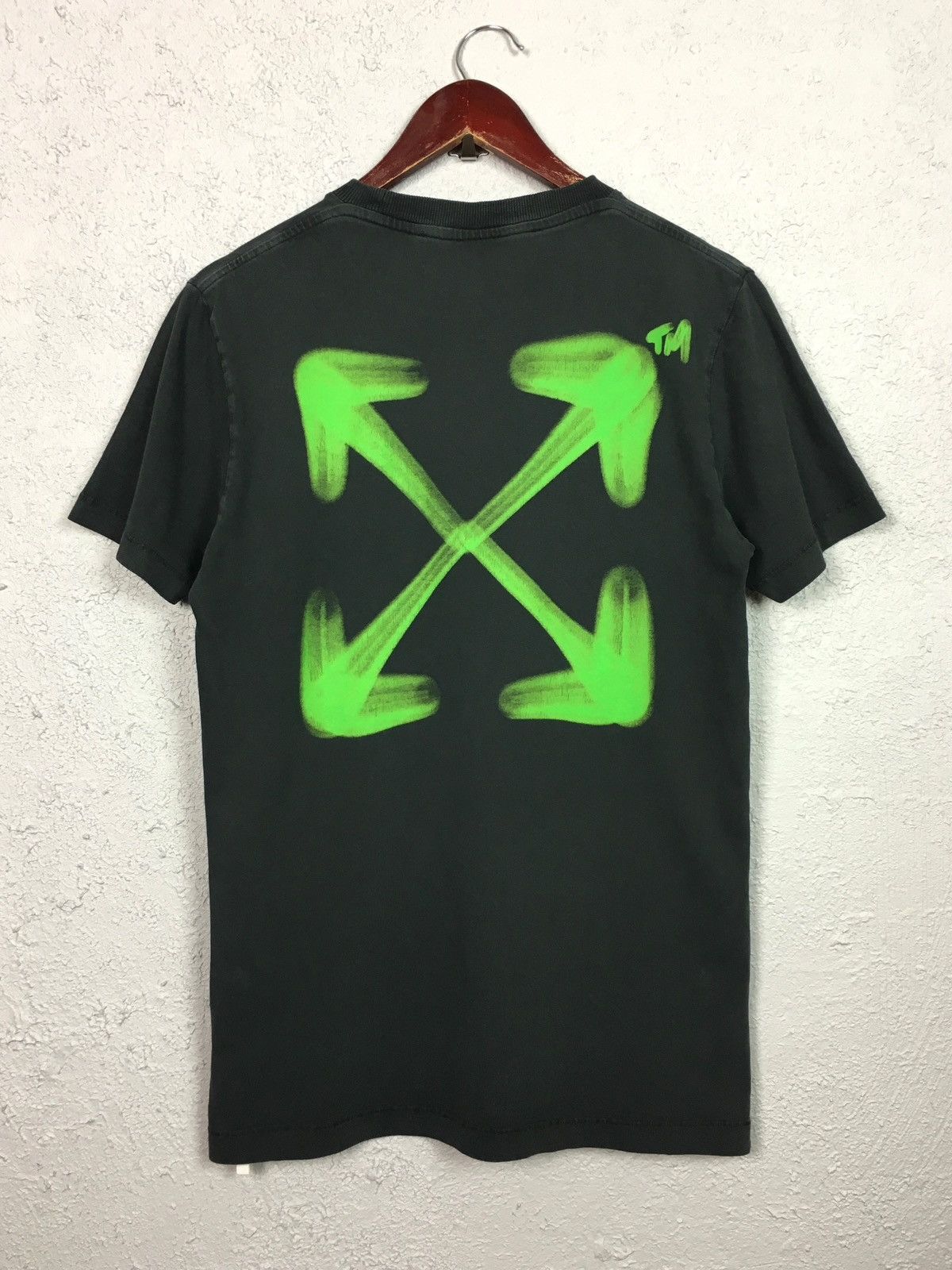 White Tshirt Off White Offwhite Off White Tee T Shirt Virgil Abloh Hoodie, Sweatshirt | FlexRushtees.com