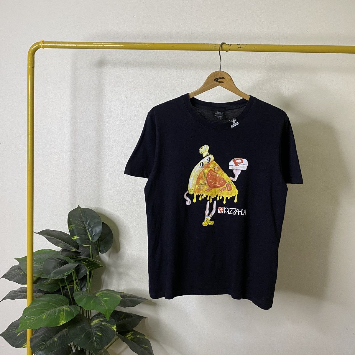 Maison Mihara Yasuhiro Good Inspiration Pizza La Graphic T Shirt Hoodie, Sweatshirt | FlexRushtees.com