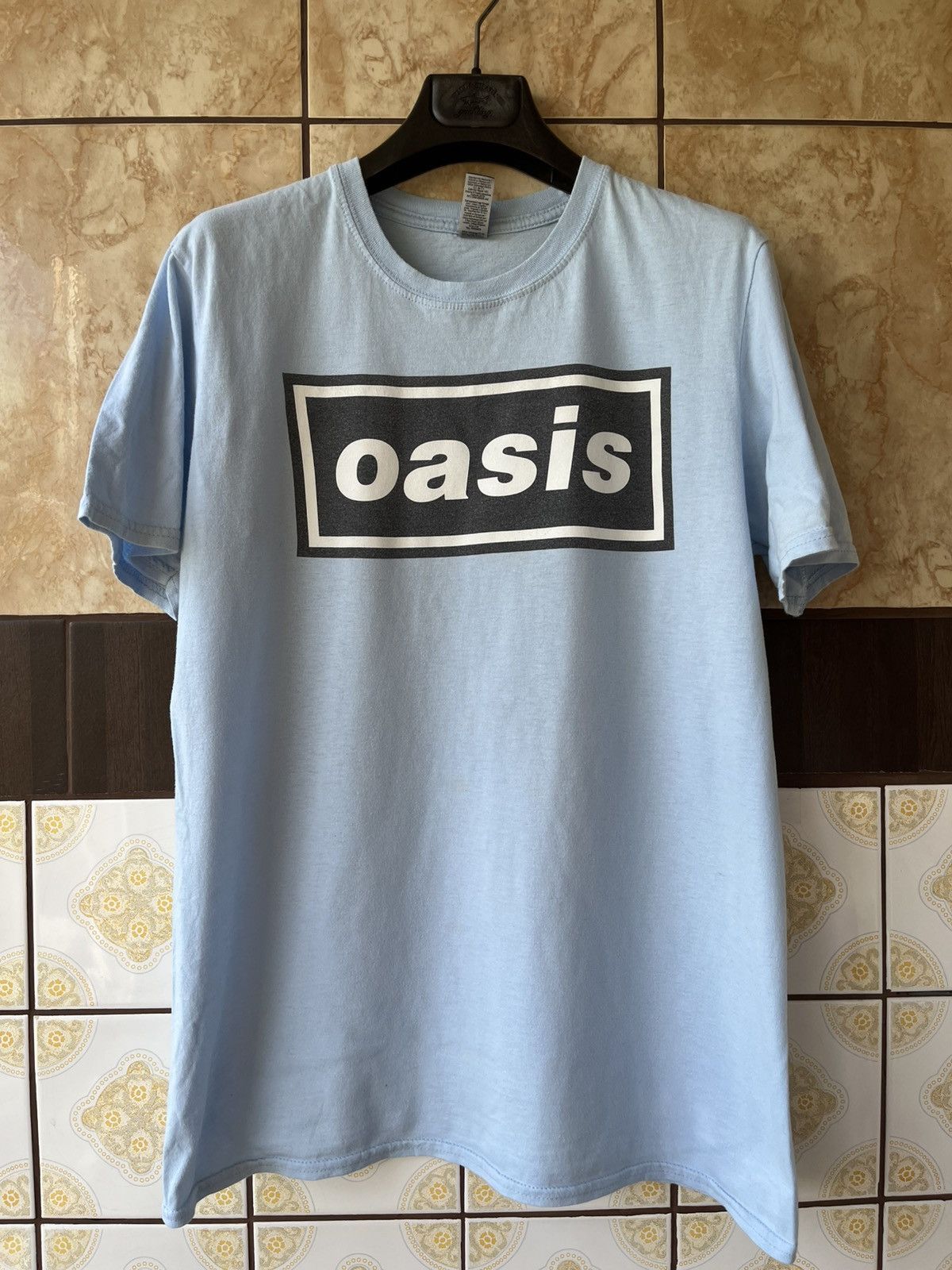 Band Tees Oasis Vintage T Shirt Hoodie, Sweatshirt | FlexRushtees.com