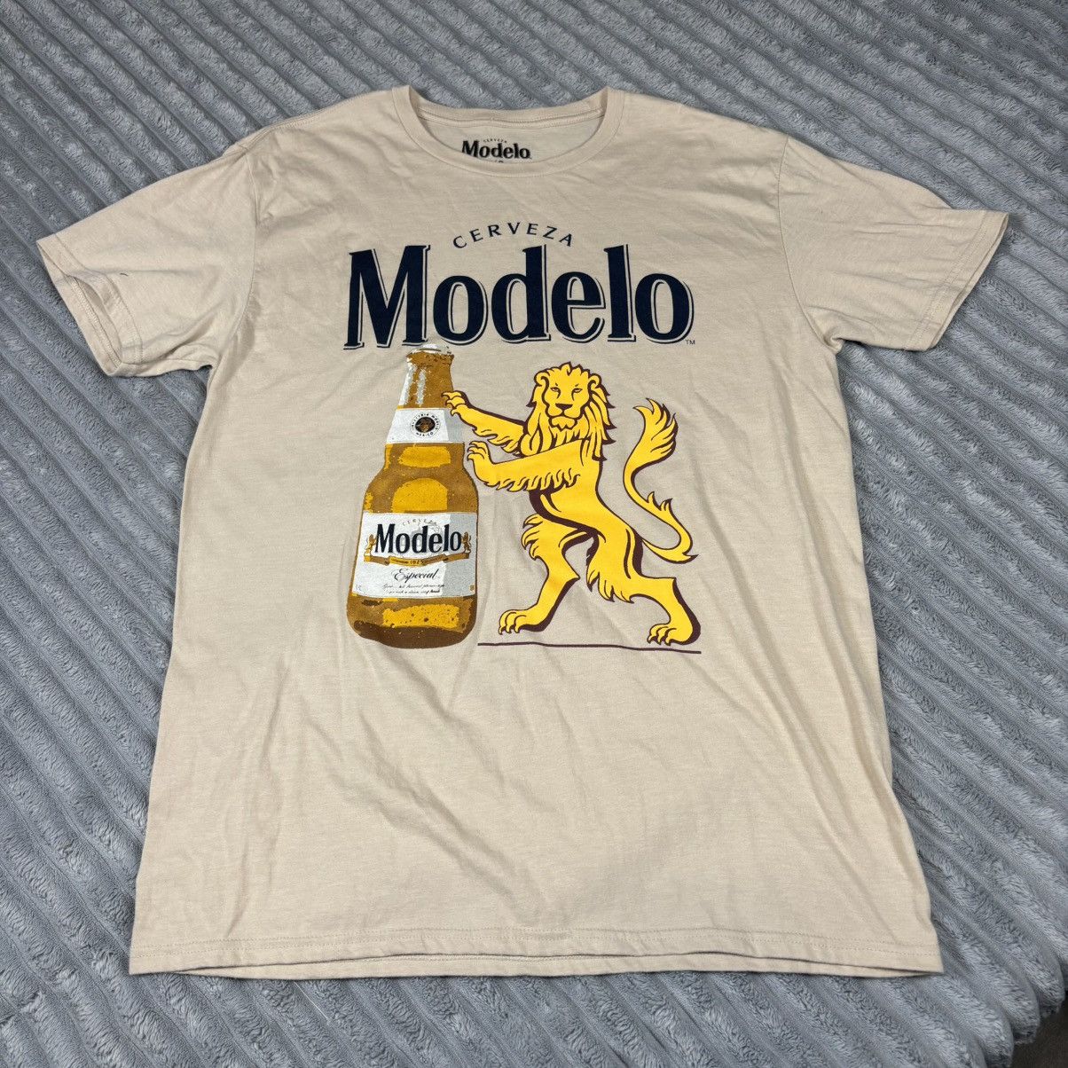 Other Vintage Style Cerveza Modelo Beer T Shirt Mens Large Hoodie, Sweatshirt | FlexRushtees.com
