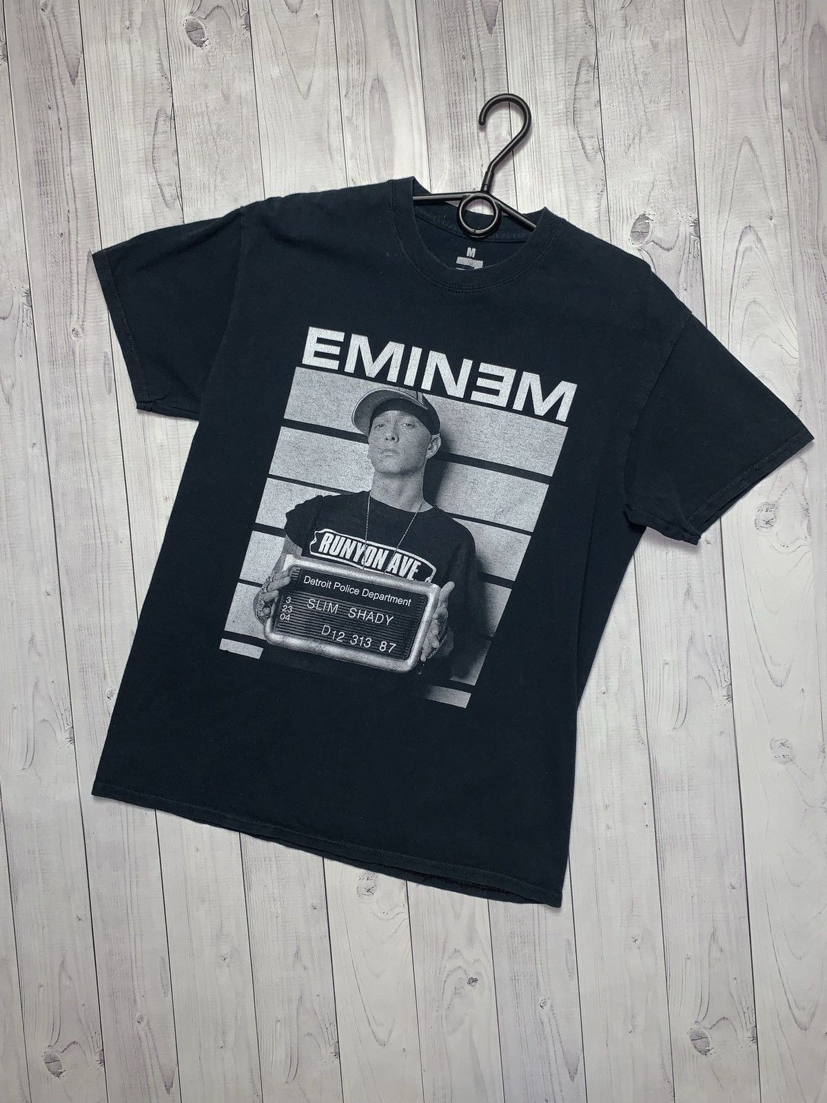 Rap Tees X Vintage Vintage Eminem Rap Tee Size M 2013 Big Logo Hoodie, Sweatshirt | FlexRushtees.com