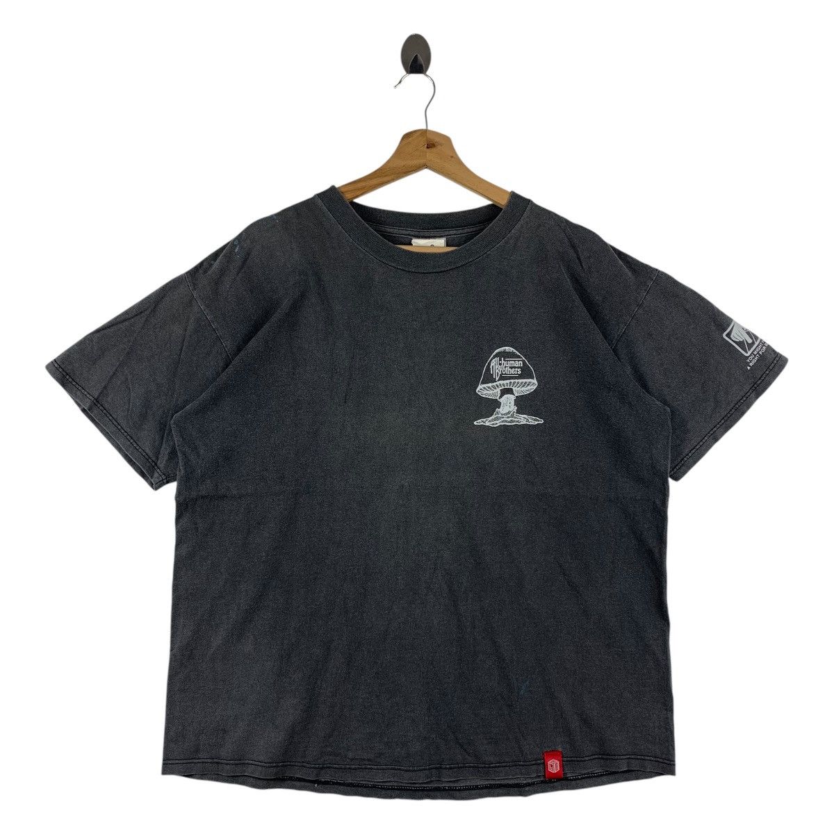 General Research Vintage 1998 General Research Mushroom Tee
