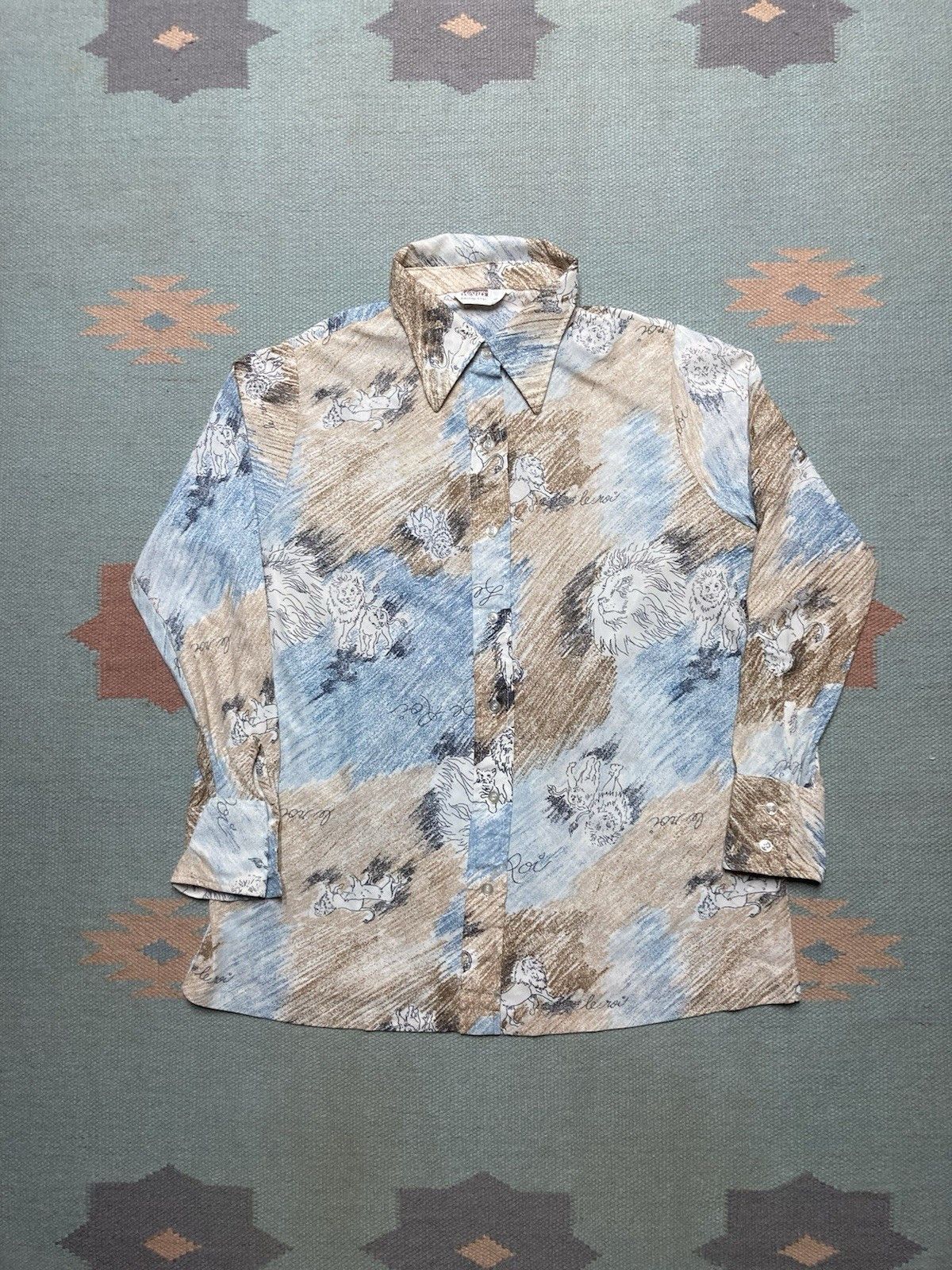 Vintage 70s Disco Shirt Abstract Lion Dagger Collar Small