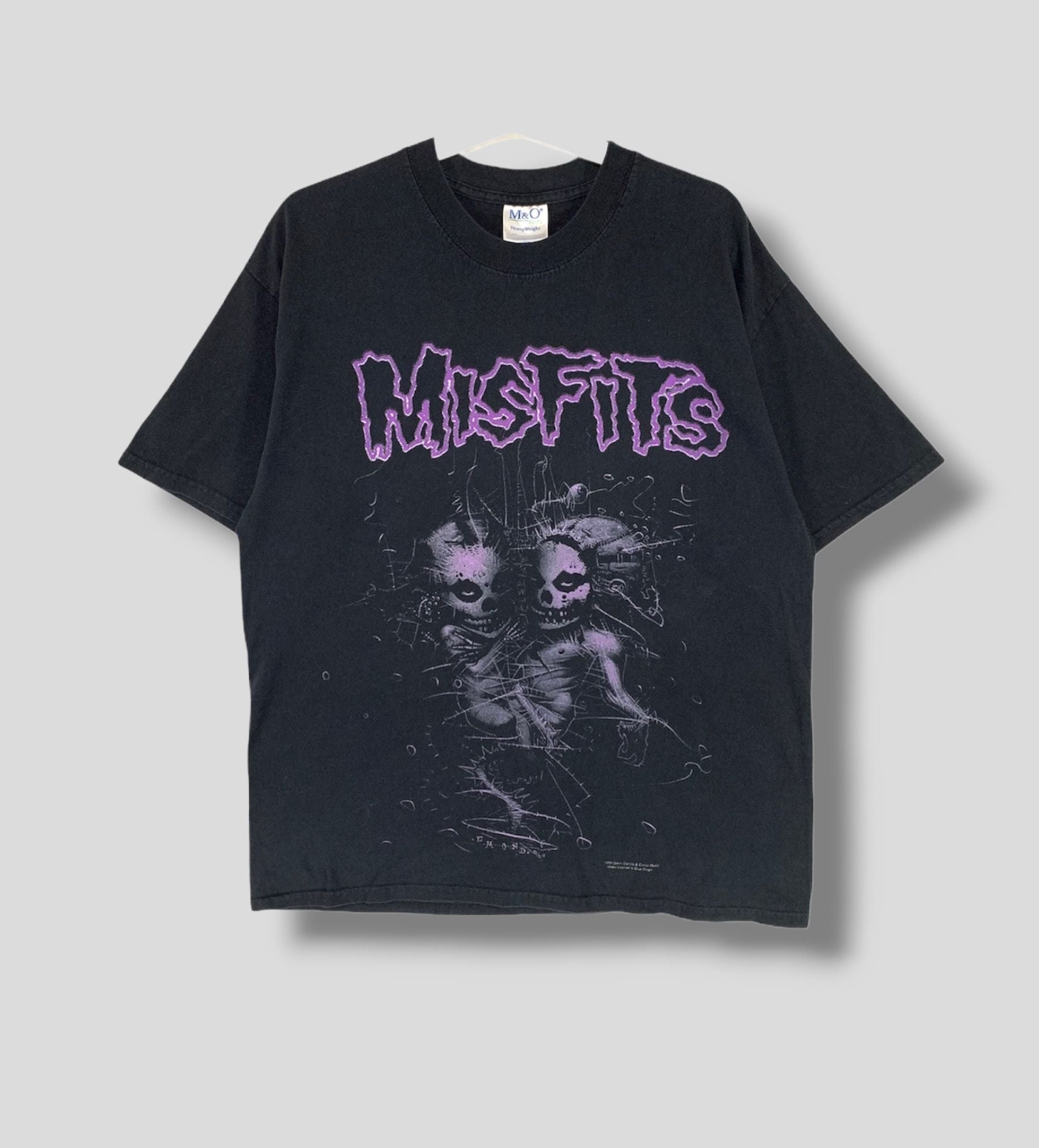 Misfits X Vintage Vintage 90s Misfits Violent World Tshirt Hoodie, Sweatshirt | FlexRushtees.com