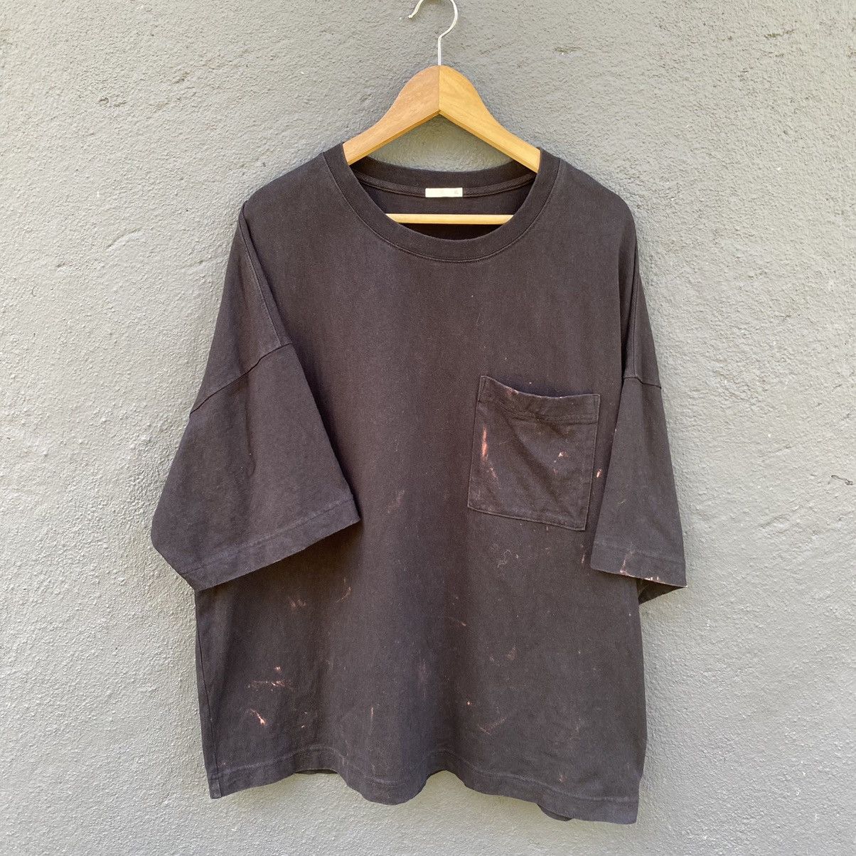 Thrashed Faded Gu Erd Grunge Grail Ghost Pocket Tee Hoodie, Sweatshirt | FlexRushtees.com