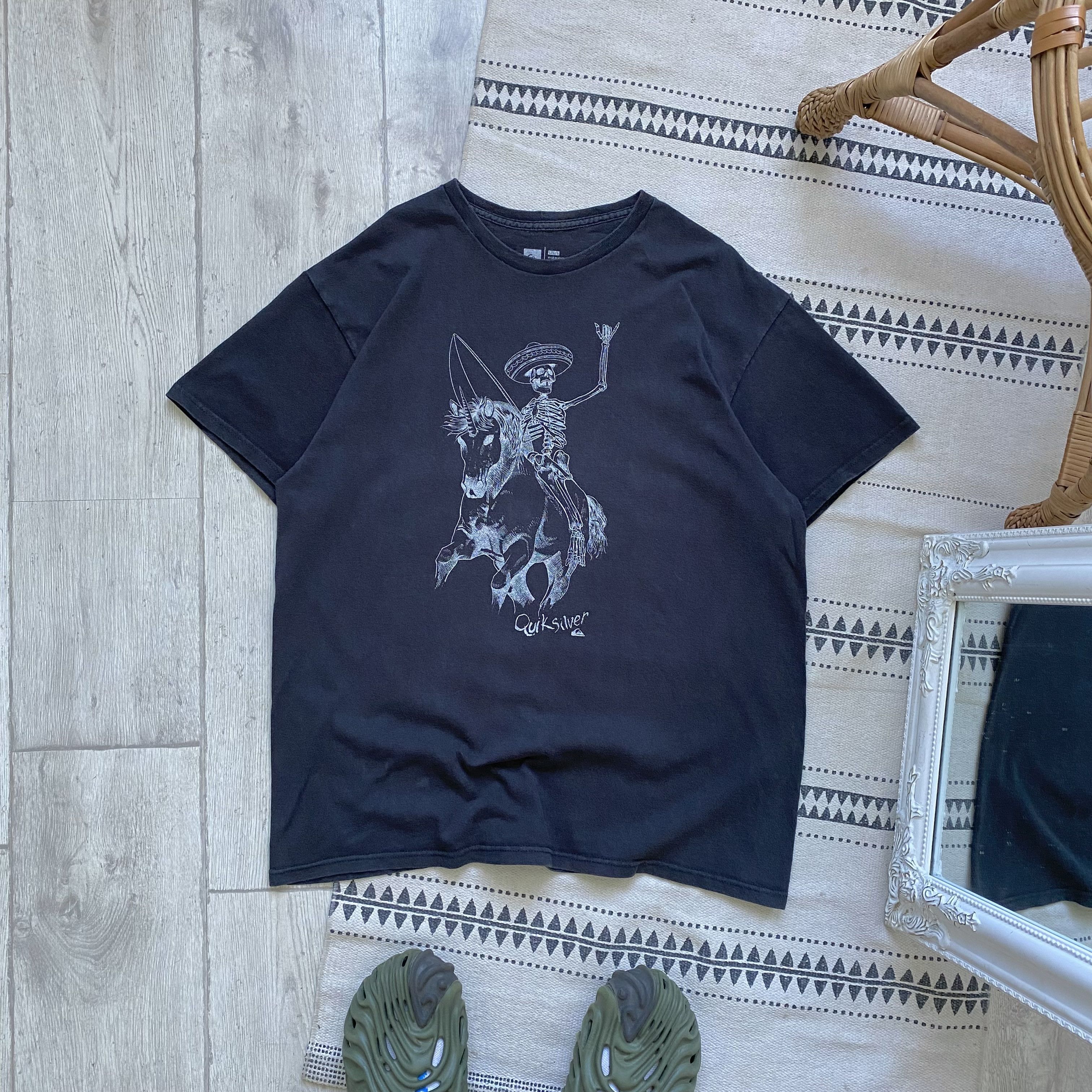 Vintage Faded Quiksilver Skeleton Tee Surfing Hoodie, Sweatshirt | FlexRushtees.com