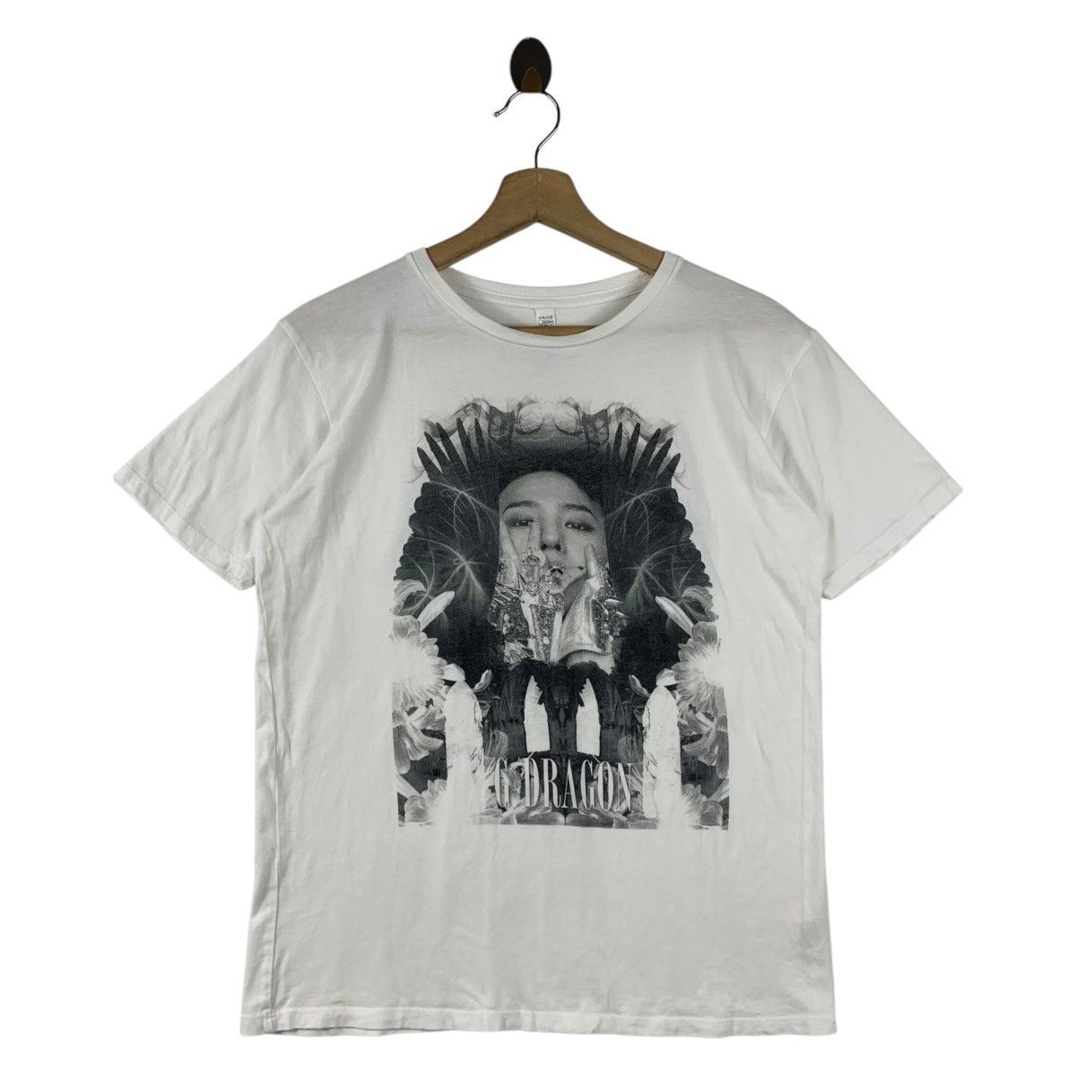 Japanese Brand G Dragon Big Bang Korea Singer Big Printed Tee Hoodie, Sweatshirt | FlexRushtees.com