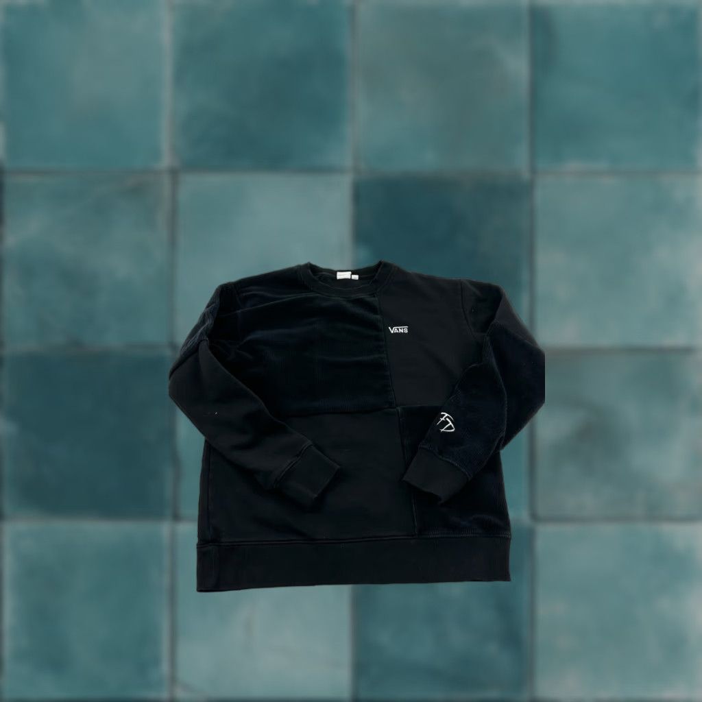Vans Sweatshirt Men Small Black Corduroy Fleece Lined Long Sleeve Crew Neck Fall Winter Outdoor