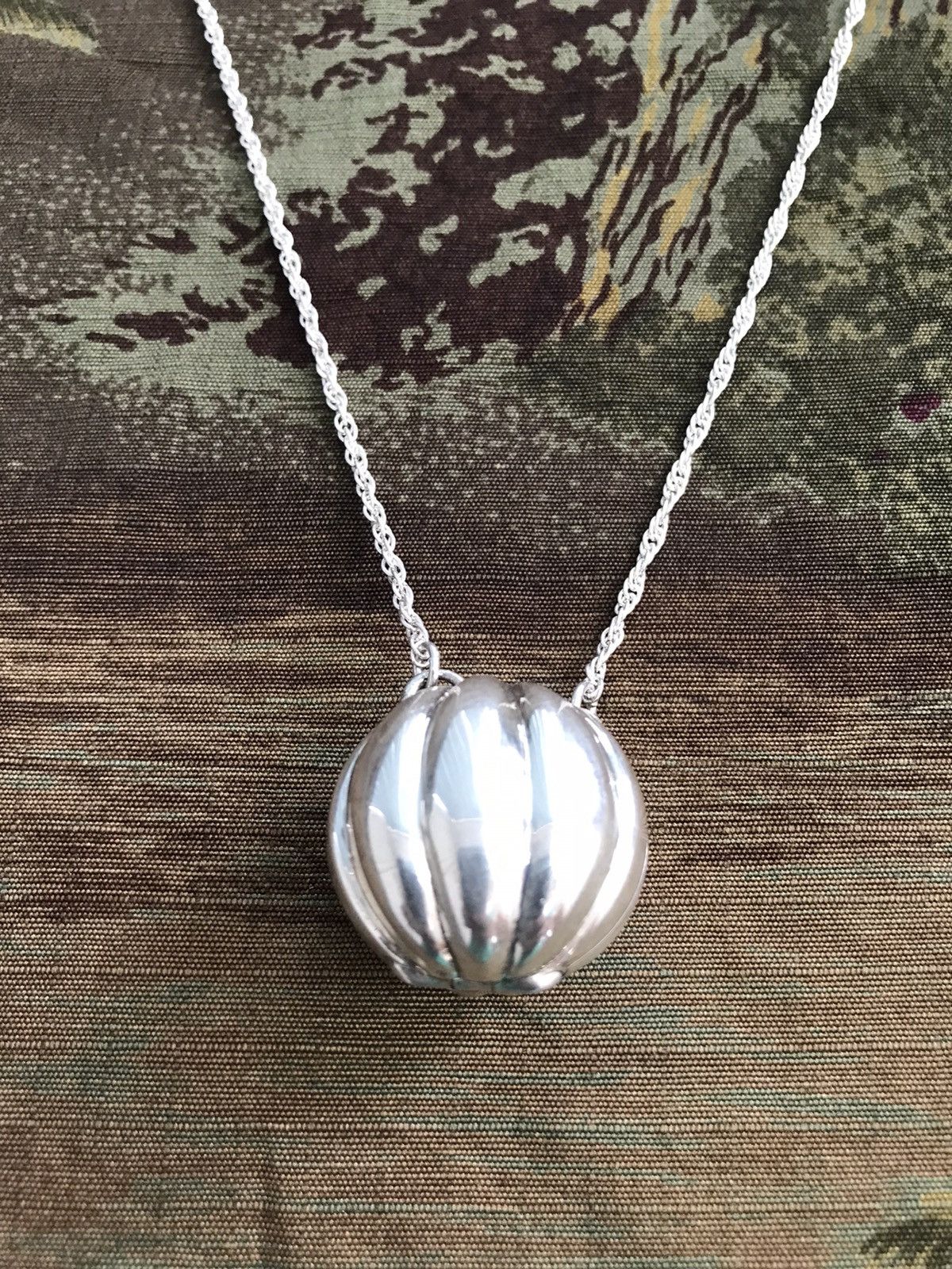 Other 925 Sterling Silver Pumpkin Necklace