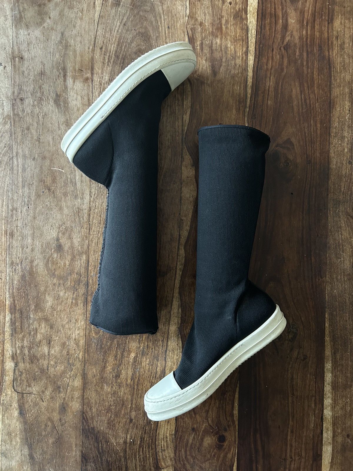 Rick Owens Drkshdw Fw2017 Rick Owens Drkshdw Cotton Knit Sock Ramones T-Shirts, Hoodie, Sweatshirt | AU16VibeMintTees.com