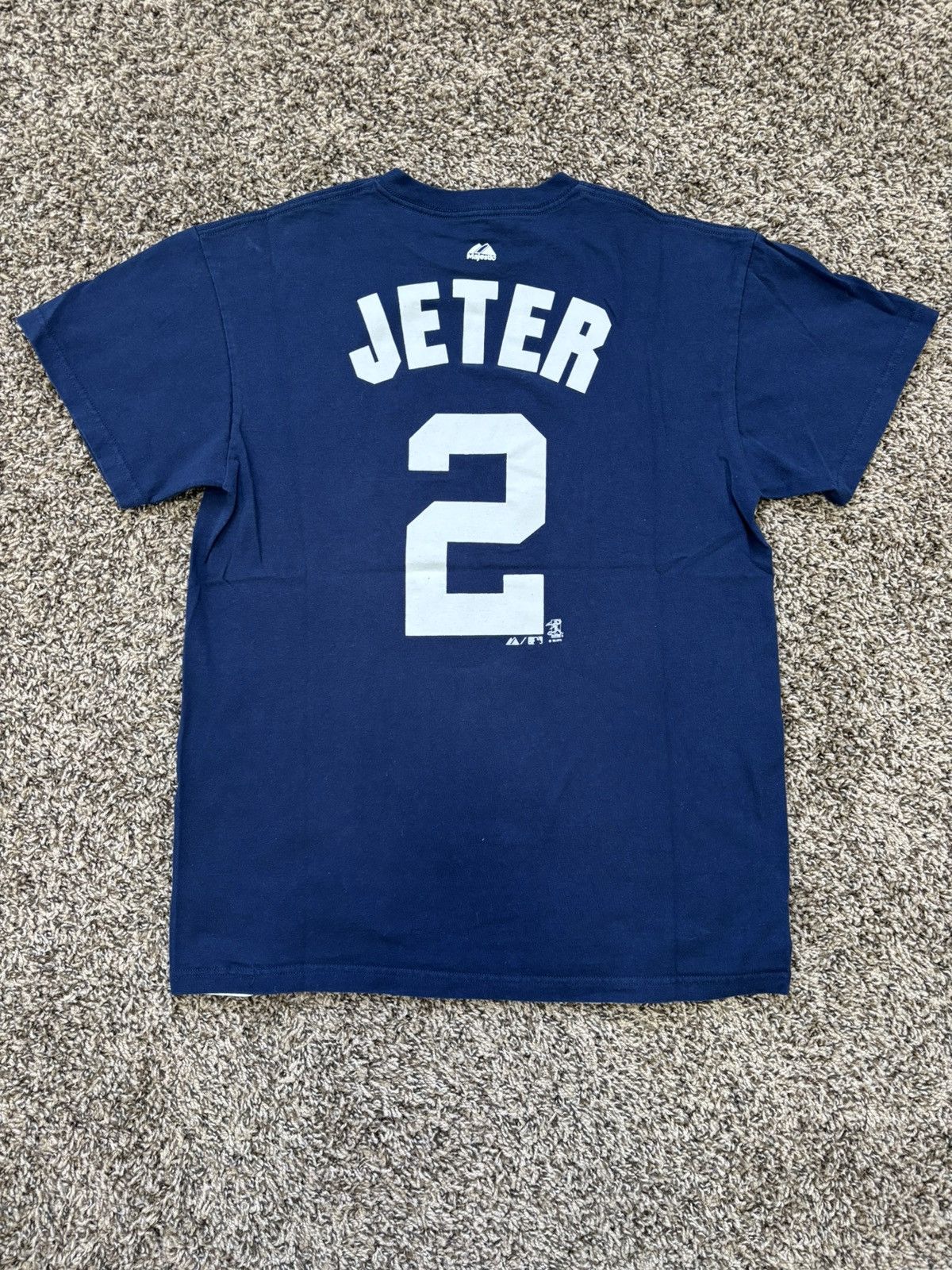 Majestic Derek Jeter Tee Medium New York Yankees Mlb Hoodie, Sweatshirt | FlexRushtees.com