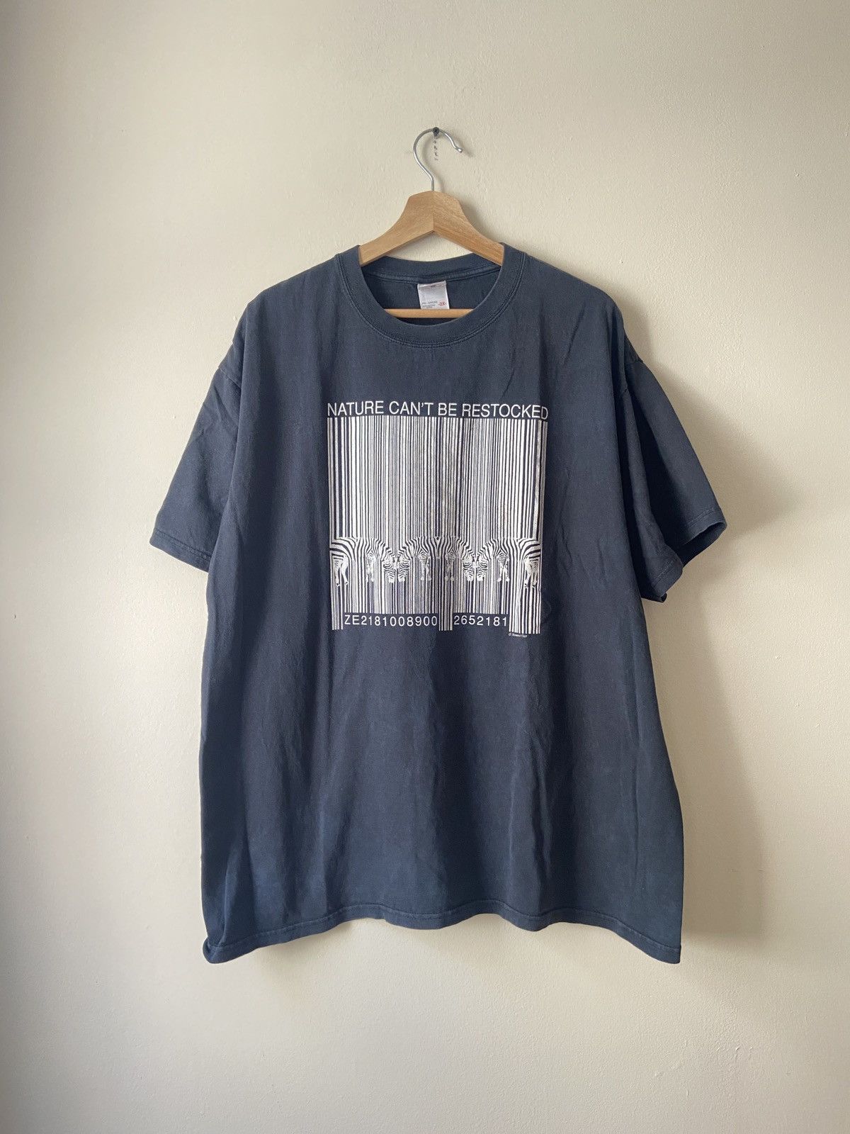 Vintage 90 S Nature Can T Be Restocked Art Black Tee Shirt