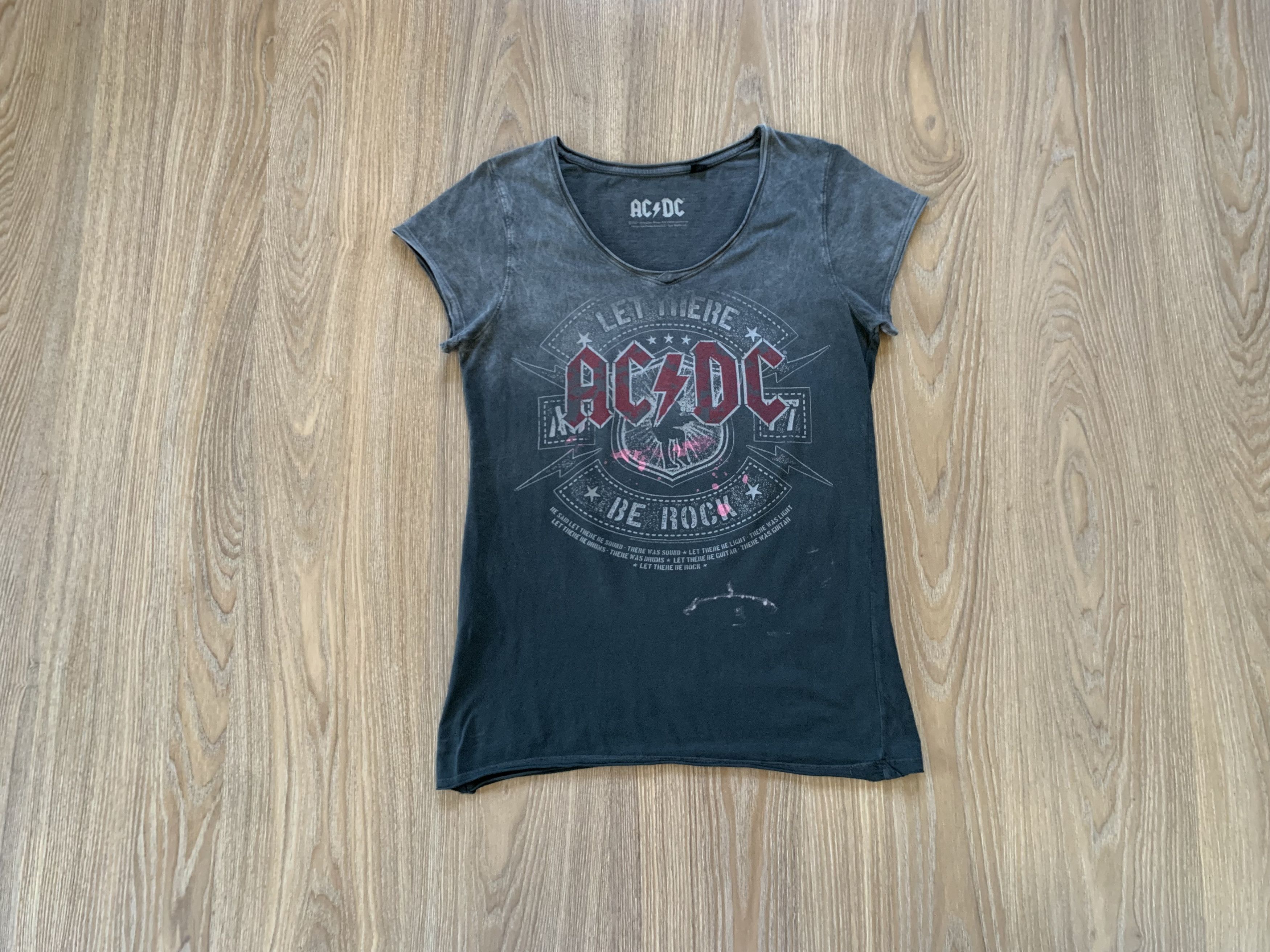 Band Tees 2020 Ac Dc Let There Be Rock Printed T Shirt Hoodie, Sweatshirt | FlexRushtees.com