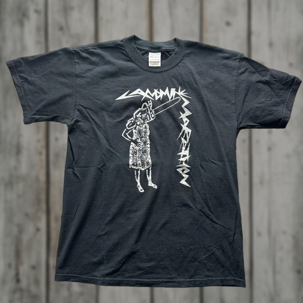 Gildan Chainsaw Marathon Shirt Mens Medium Black Gildan Horror Graphic Tee Hoodie, Sweatshirt | FlexRushtees.com