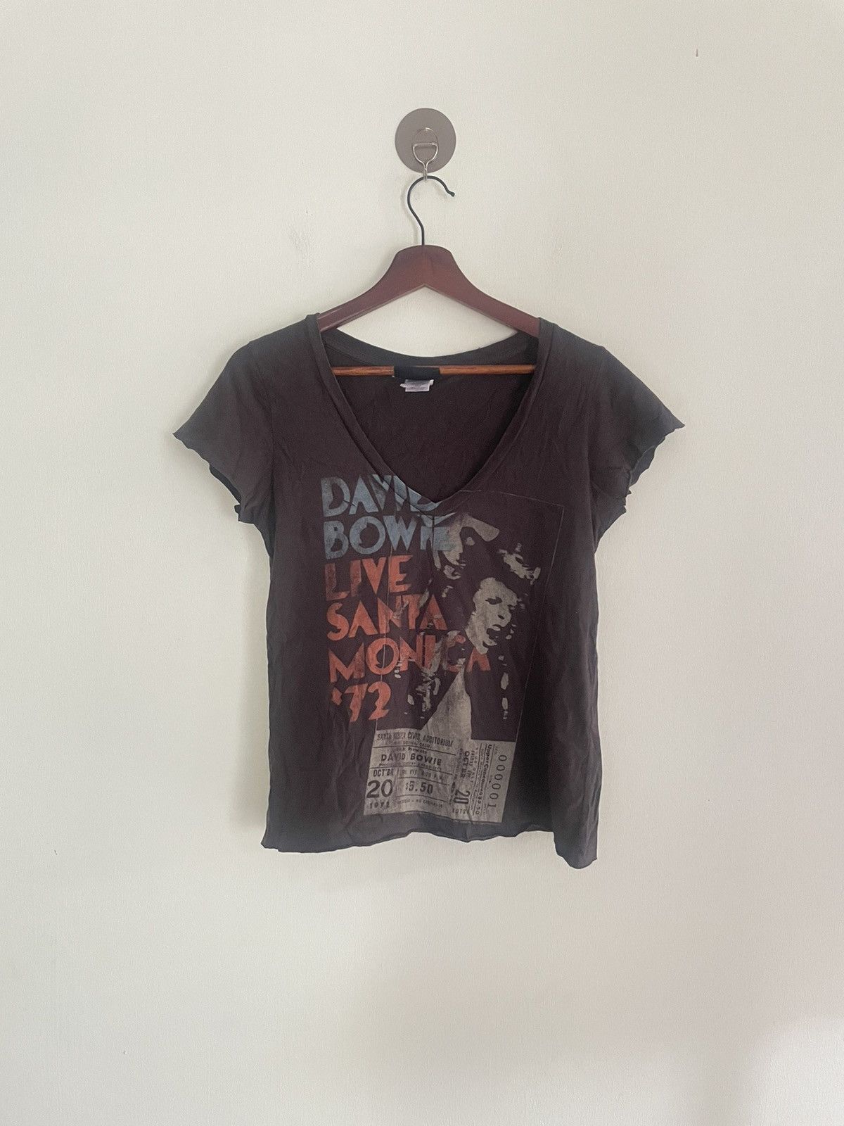 Band Tees Junk Food David Bowie Tshirt Hoodie, Sweatshirt | FlexRushtees.com