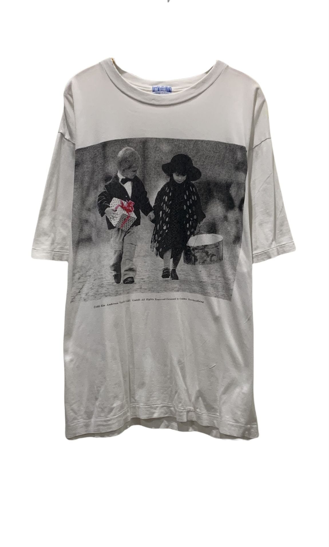 Vintage 1993 Kim Anderson Couple Photograph Tee Hoodie, Sweatshirt | FlexRushtees.com