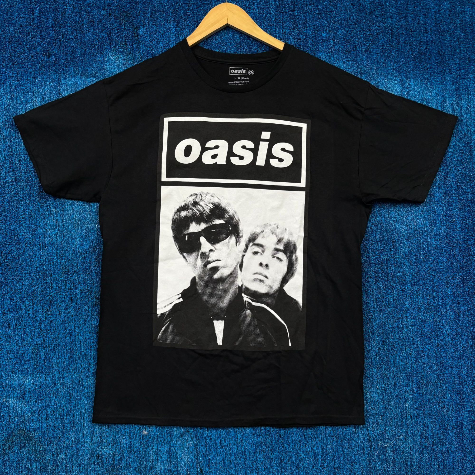Band Tees Oasis Gallaghers Poster Definitely Maybe Britpop Band Tee L Hoodie, Sweatshirt | FlexRushtees.com
