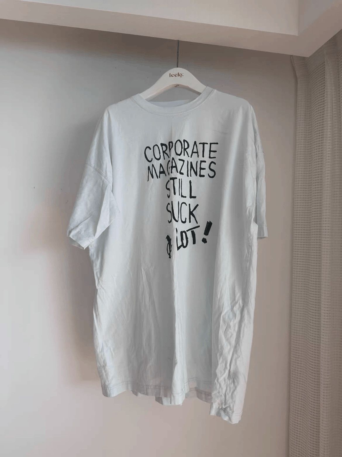 Vetements 19aw Corporate Magazines Still Suck Tee Hoodie, Sweatshirt | FlexRushtees.com