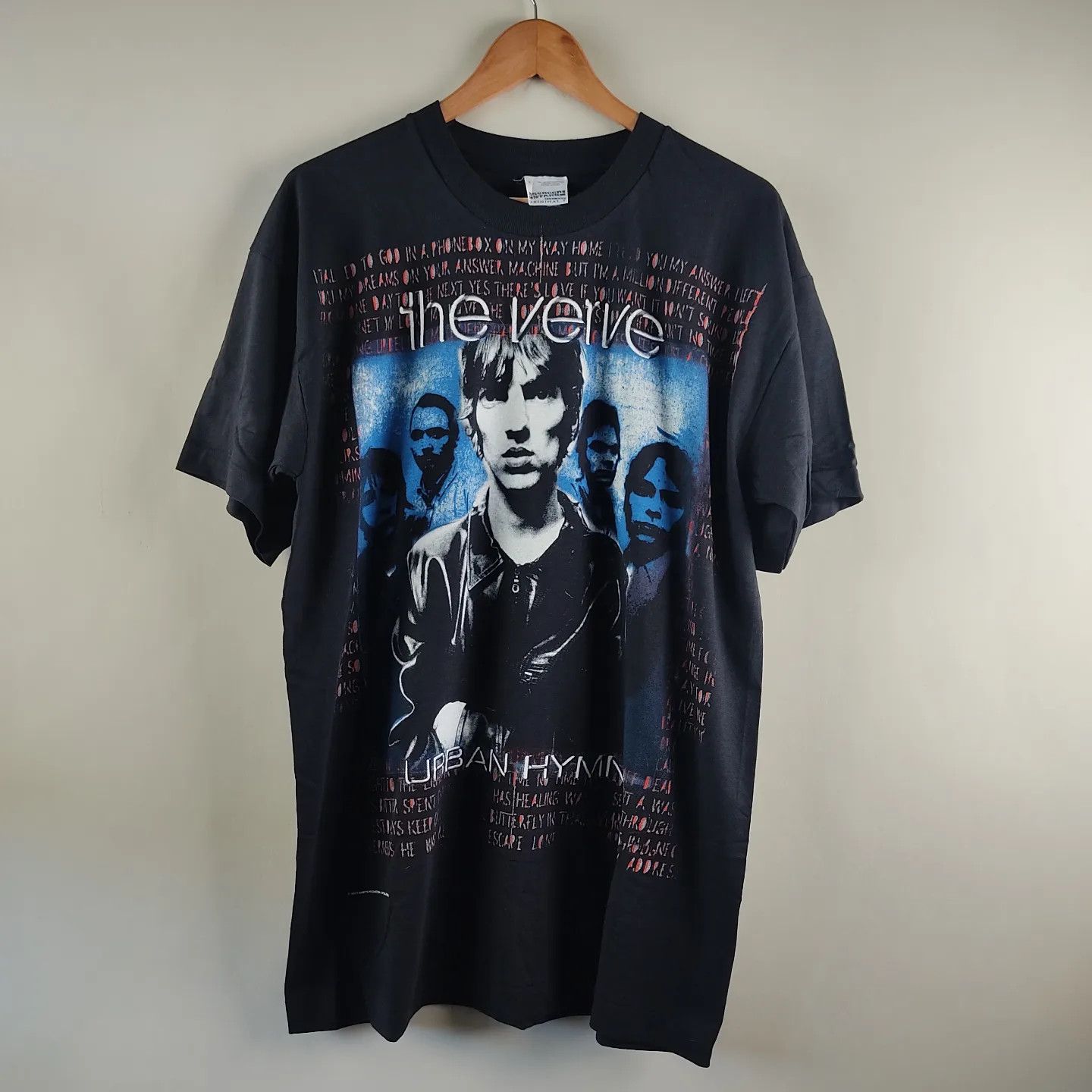 Vintage 90 S The Verve Richard Ashcroft Urban Hymns Britpop Oasis T-Shirts, Hoodie, Sweatshirt | AU16VibeMintTees.com