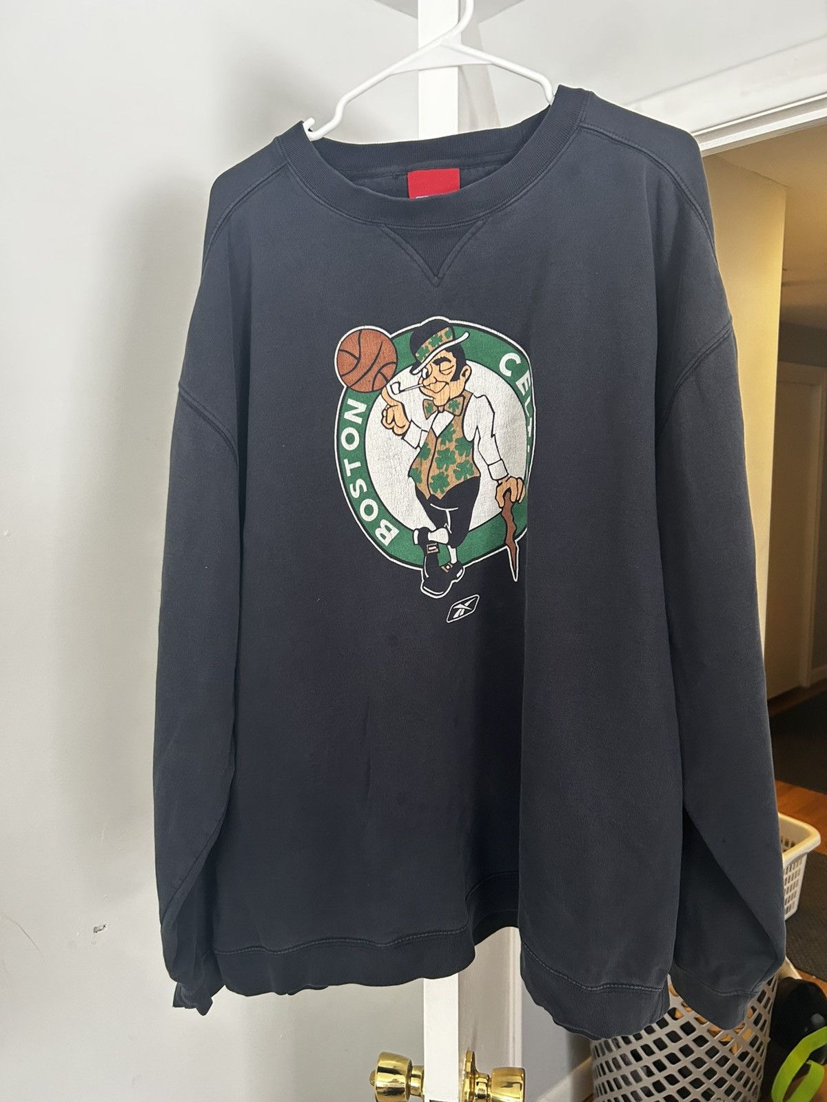 Boston Celtics Reebok Oversized Sweatshirt T-Shirts, Hoodie | FlexRushtees.com