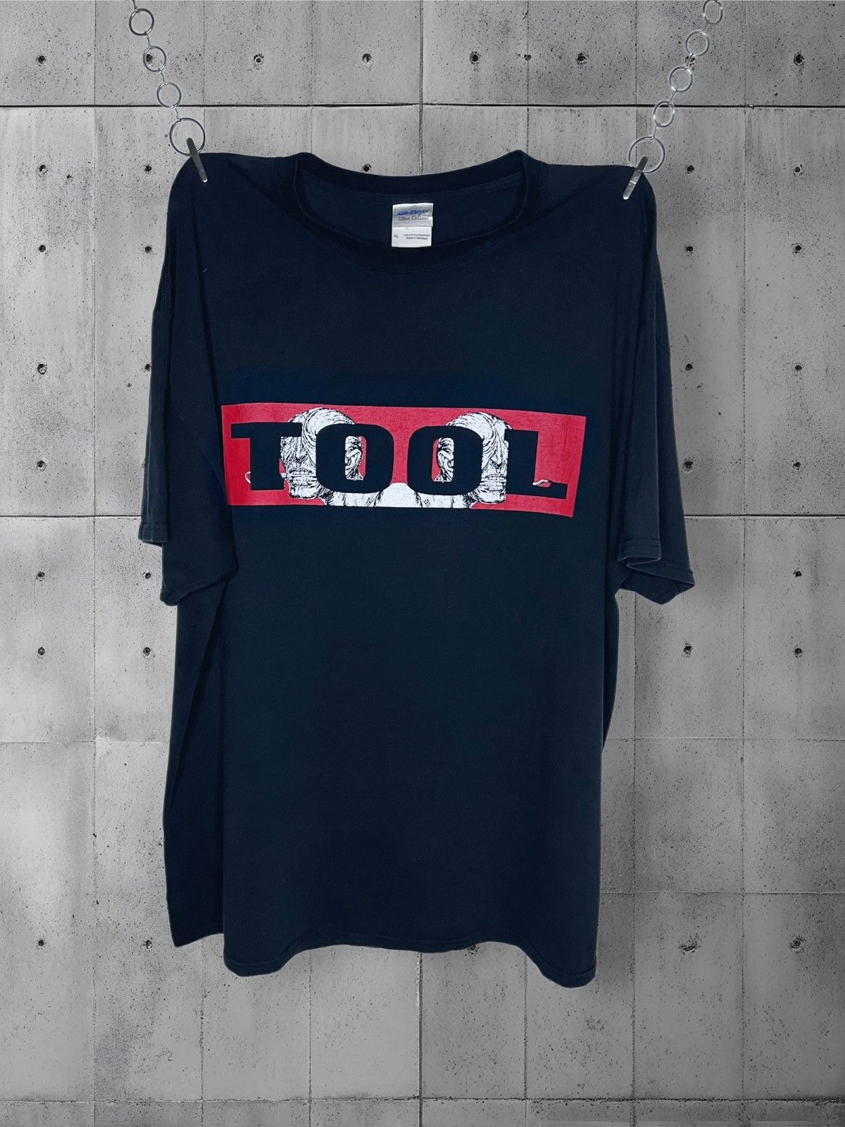 Band Tees Tool 00 S Medicine Twins Vintage T Shirt Hoodie, Sweatshirt | FlexRushtees.com