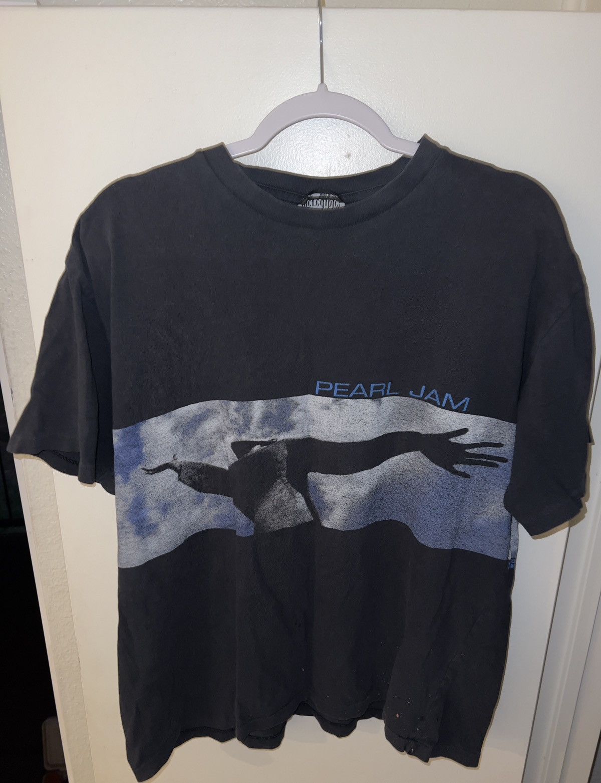 Vintage Pearl Jam 1998 Yield Tour Tee Hoodie, Sweatshirt | FlexRushtees.com