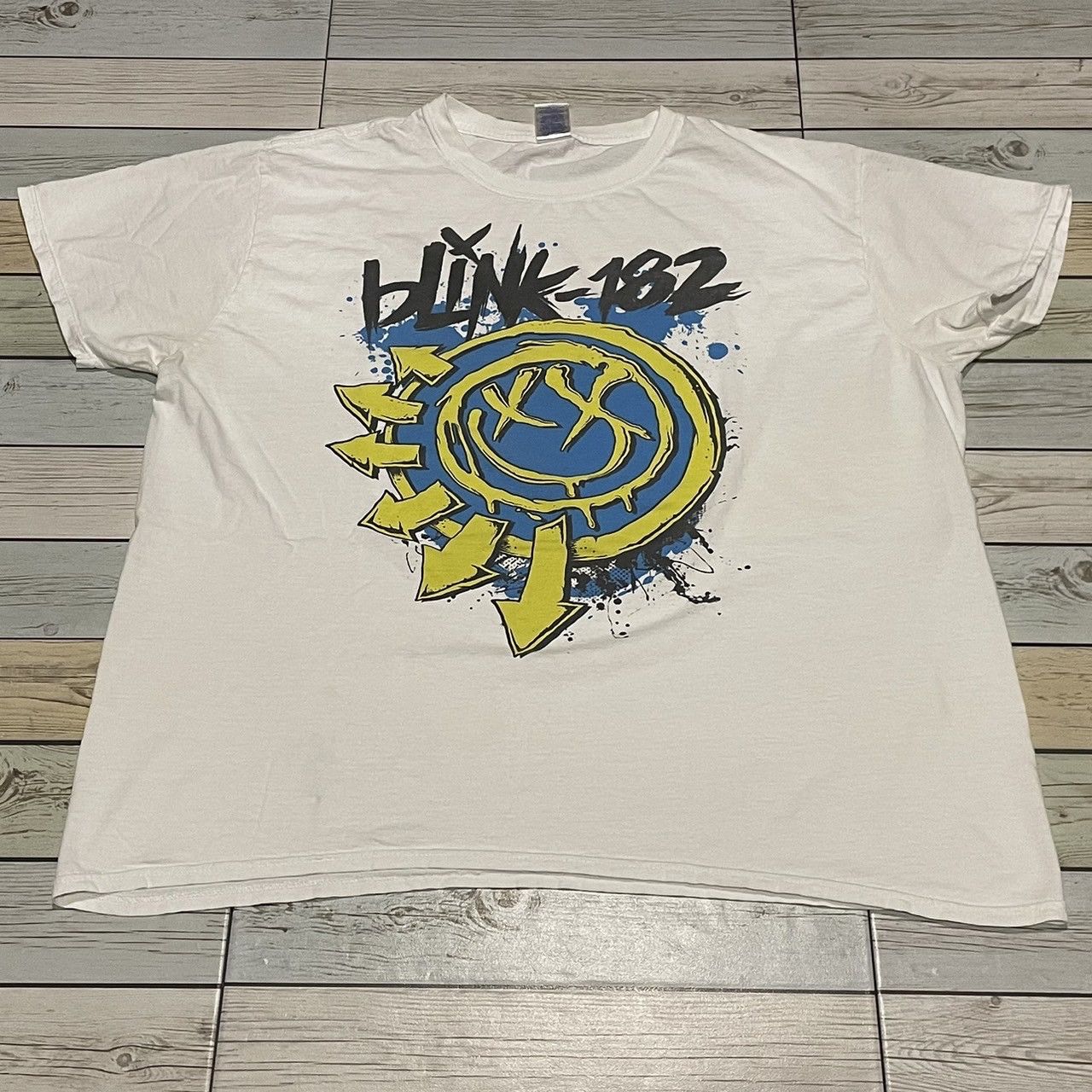 Band Tees Rare Blink 182 Band Tour Tee Hoodie, Sweatshirt | FlexRushtees.com