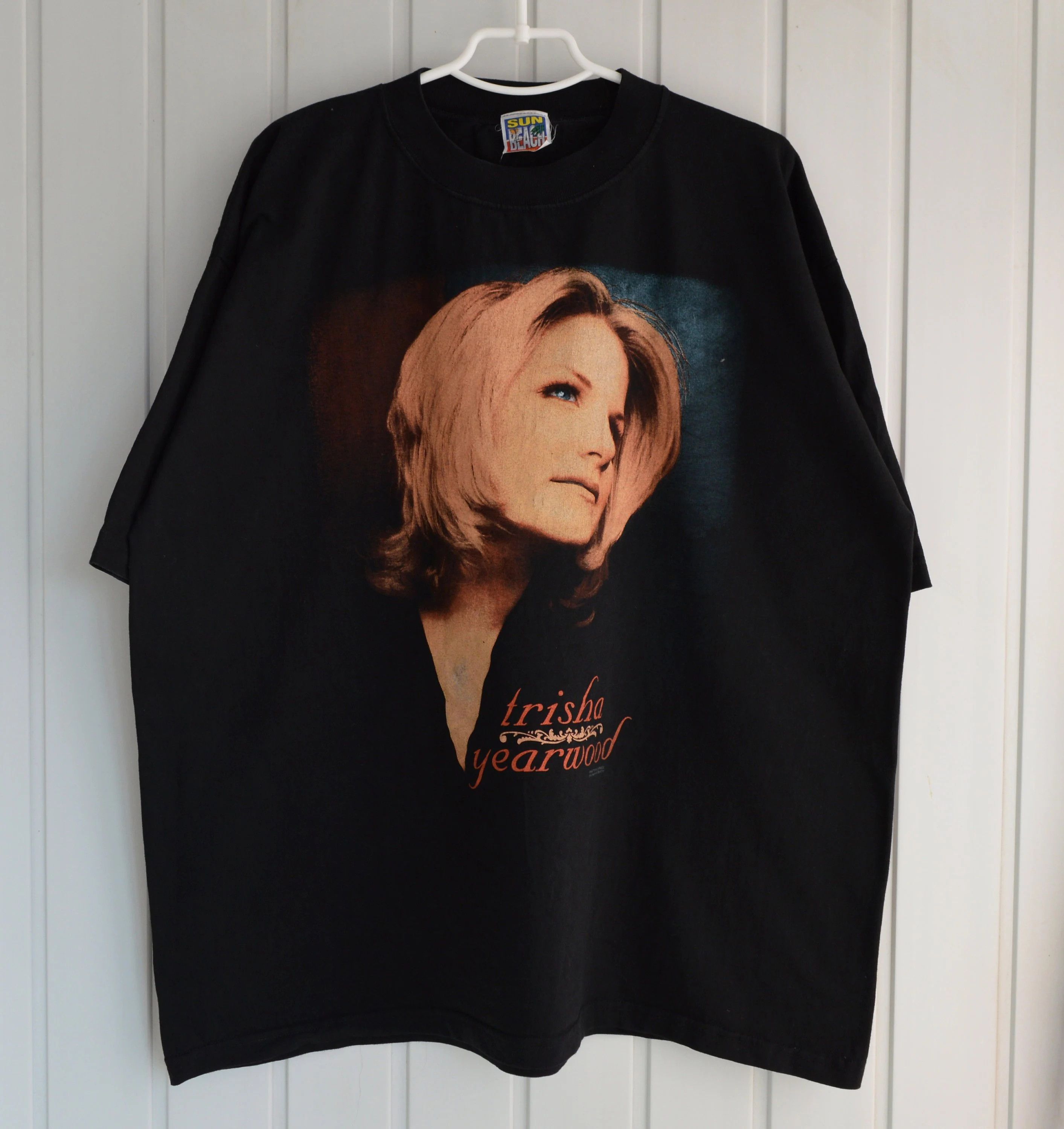 Vintage Trisha Yearwood 1997 European Tour T Shirt Hoodie, Sweatshirt | FlexRushtees.com