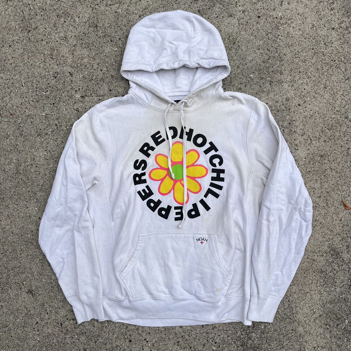 Noah Ny Rhcp Red Hot Chili Peppers Collaboration Hoodie L T-Shirts, Sweatshirt | FlexRushtees.com