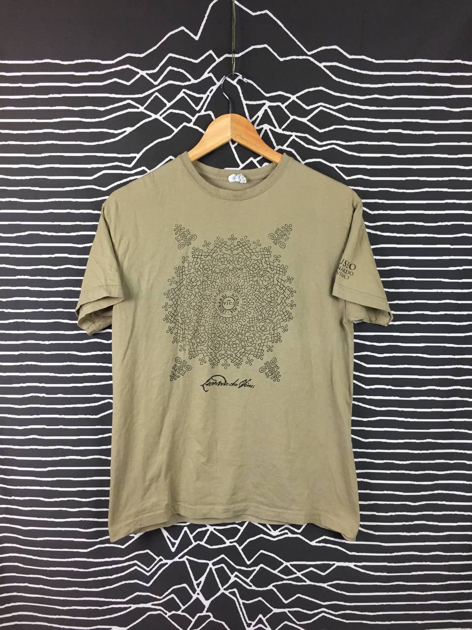 Vintage Vtg Leonardo Da Vinci Museum Art Tee Hoodie, Sweatshirt | FlexRushtees.com