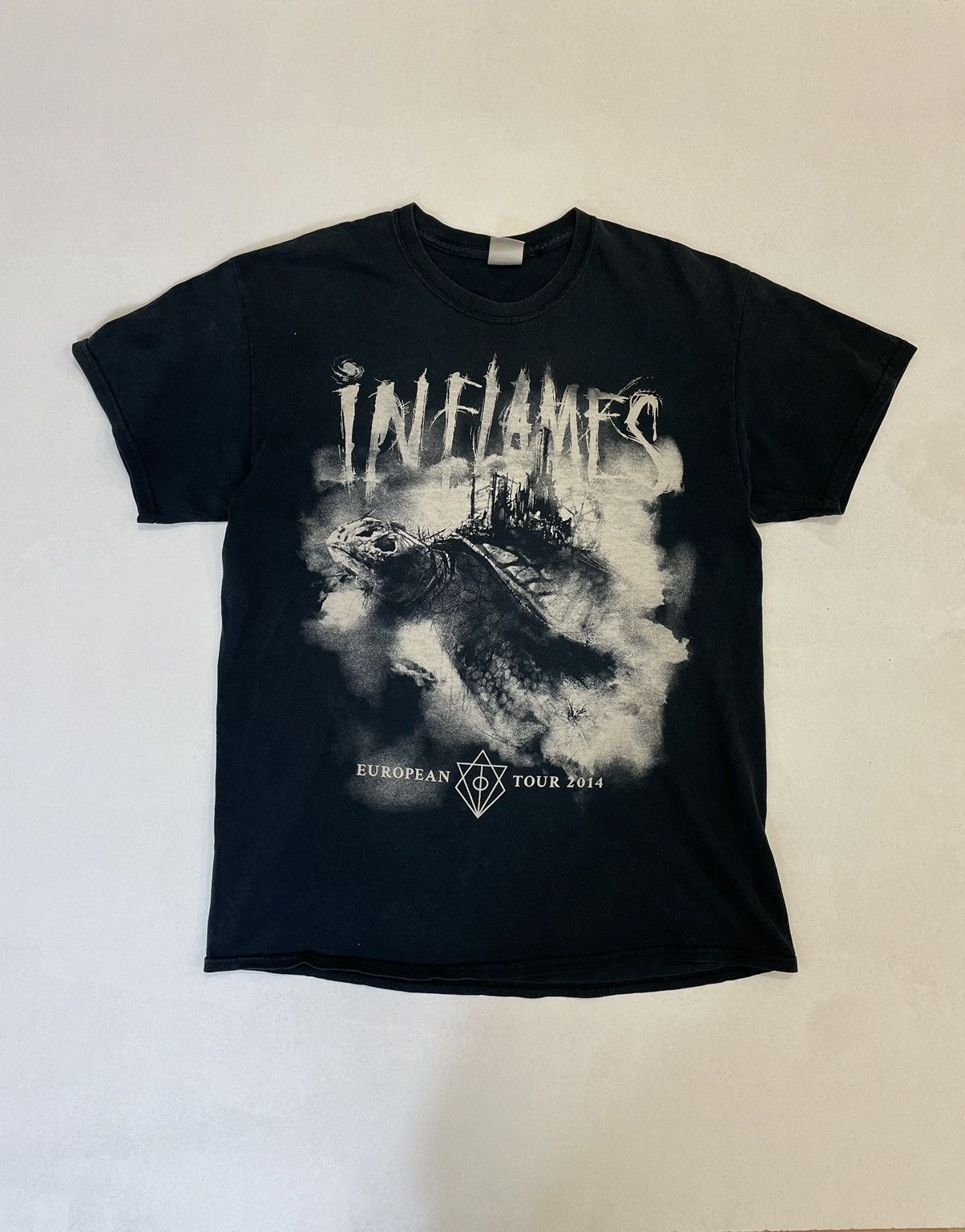 Vintage In Flames 2014 European Tour T Shirt L Hoodie, Sweatshirt | FlexRushtees.com