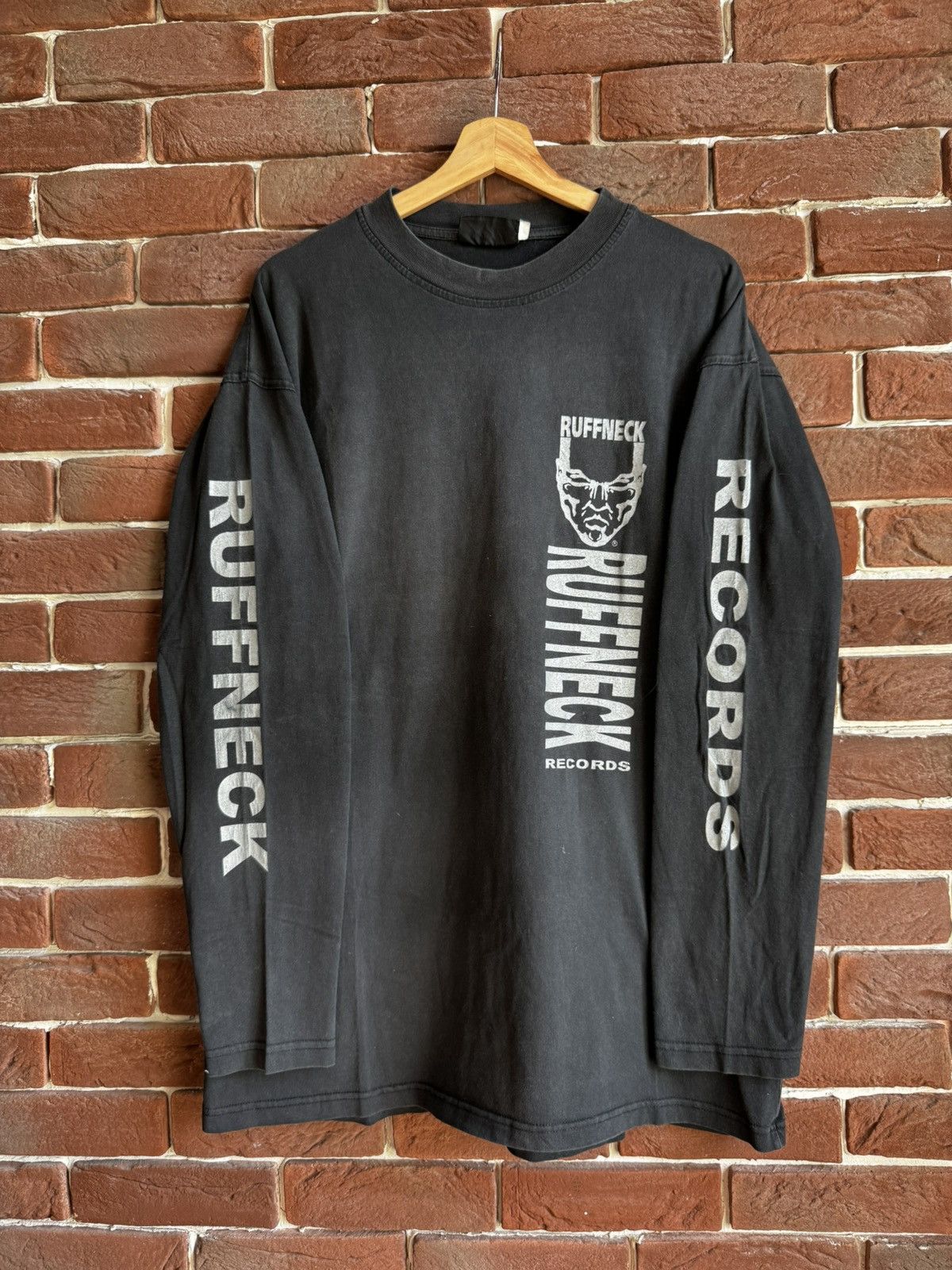 Vintage Rare 90s Dj Ruffneck Thunderdome Gabber Rave Band Tee Xl Bla Hoodie, Sweatshirt | FlexRushtees.com