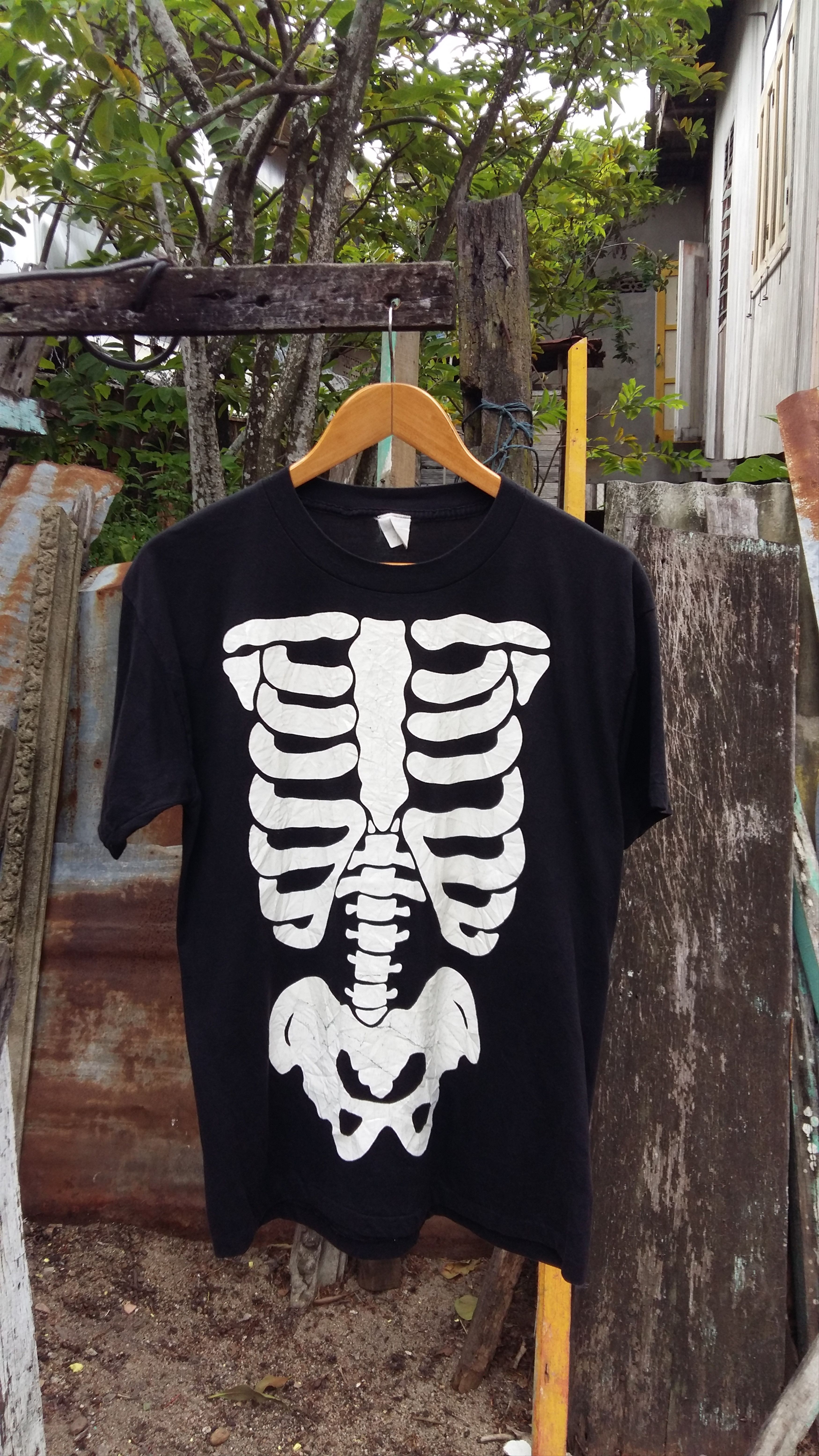 Vintage 80s Anatomy Skeleton Tshirt Hoodie, Sweatshirt | FlexRushtees.com