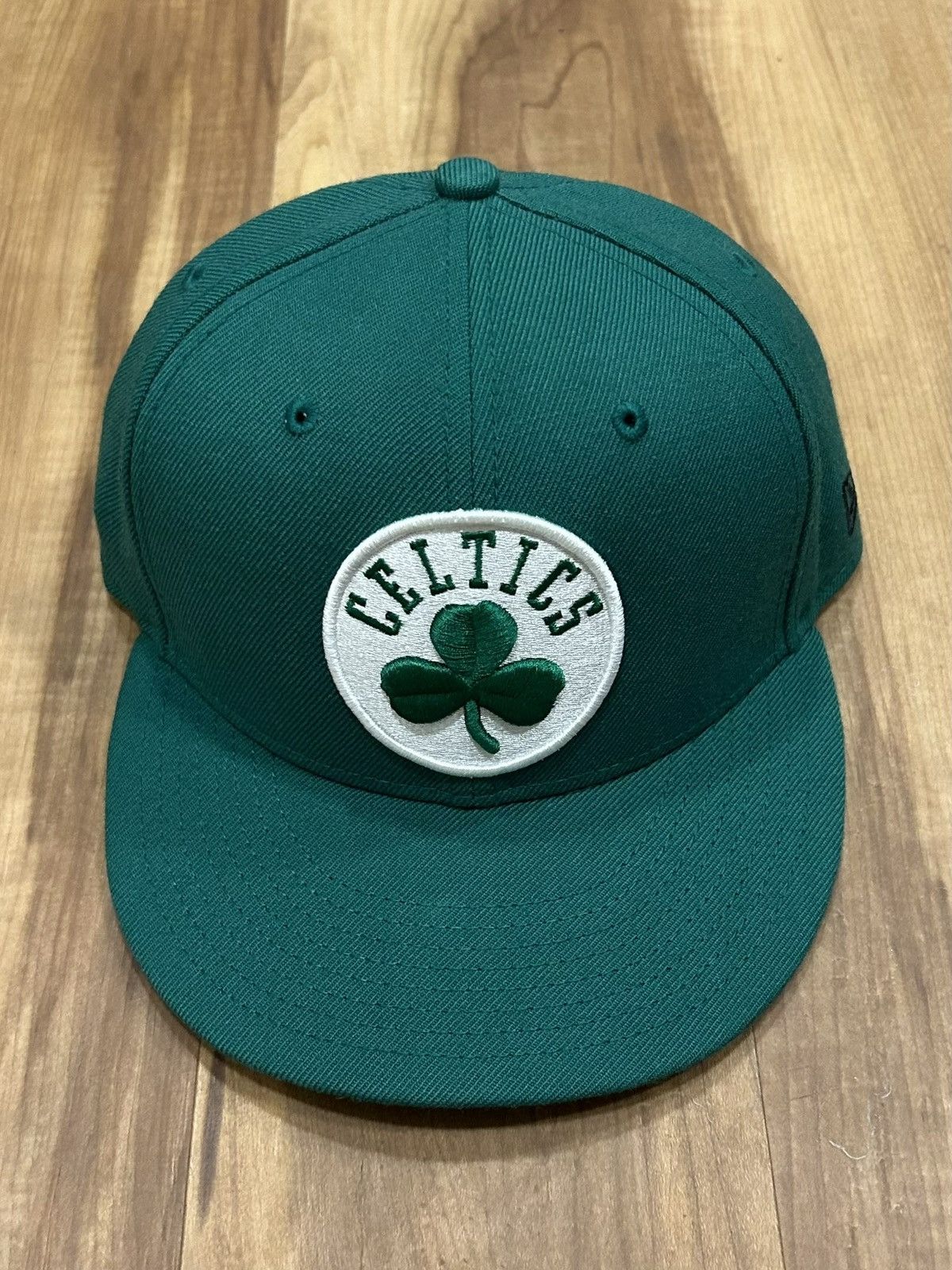 New Era Boston Celtics New Era Snapback T-Shirts, Hoodie, Sweatshirt | AU16VibeMintTees.com
