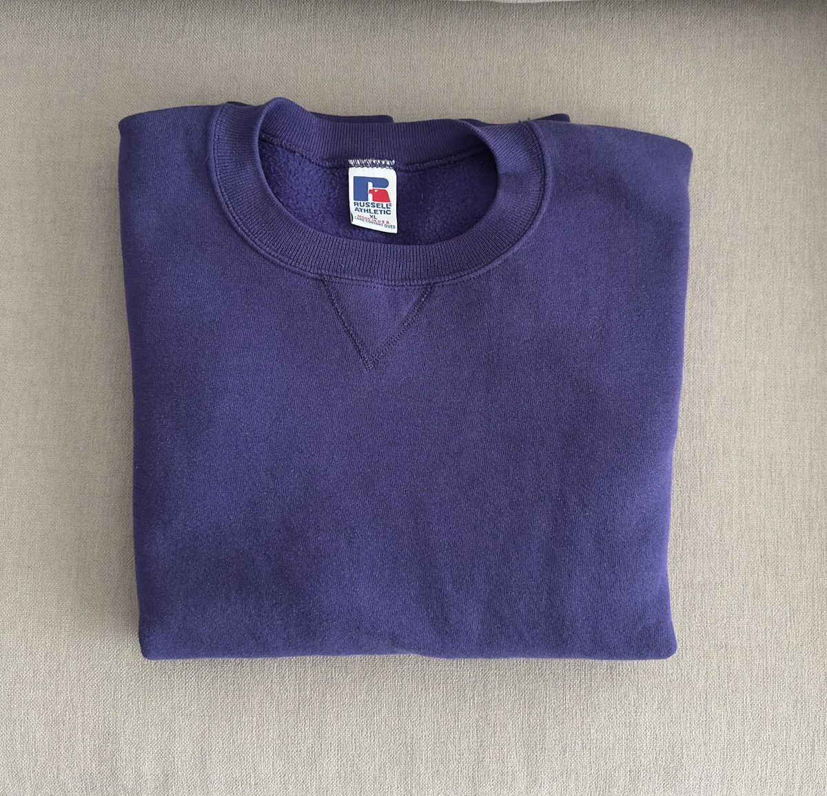Russell Athletic Faded Purple Russell Sweatshirt 1990s
