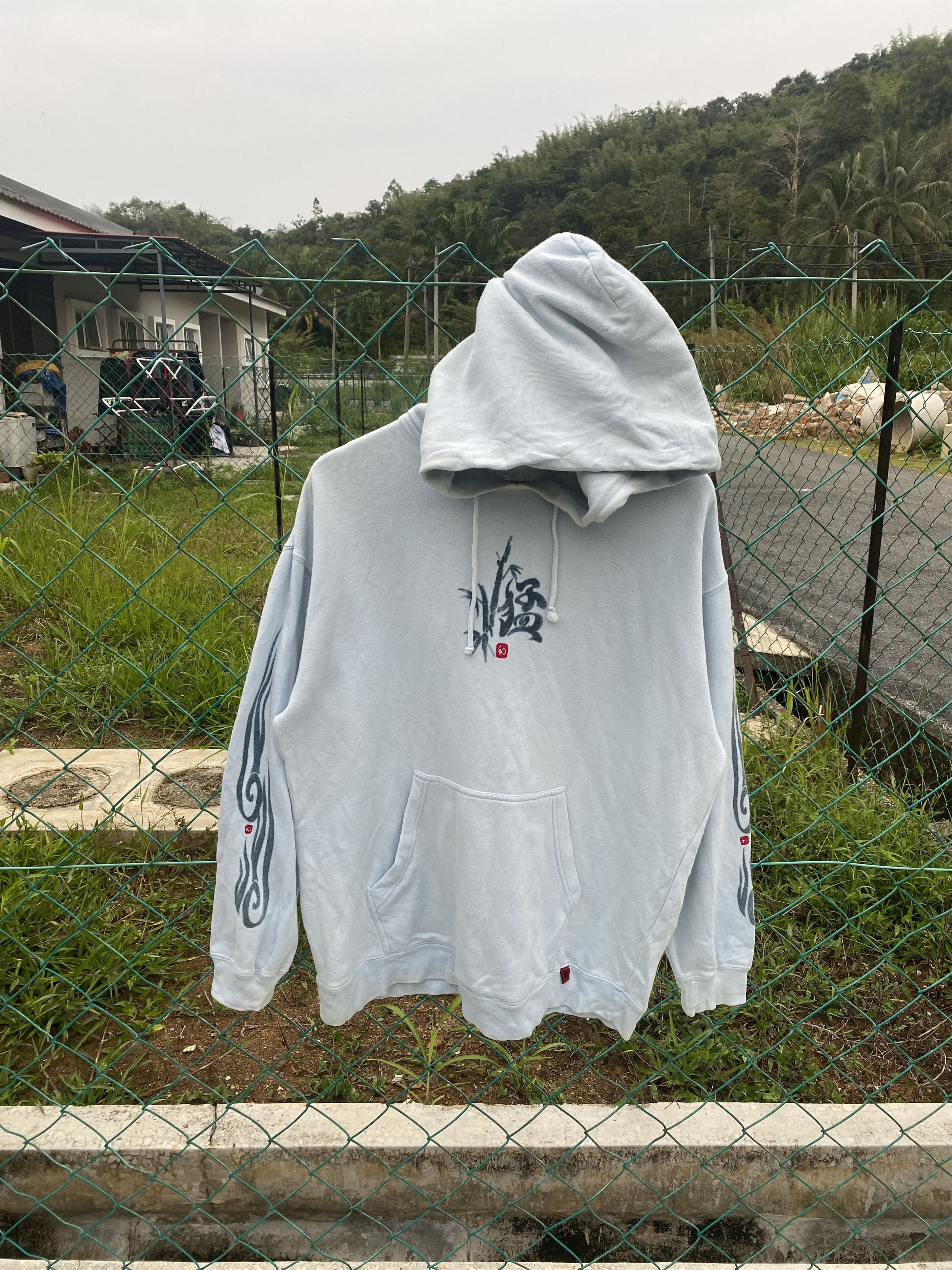 Noise Vintage Bullet Noise Tiger Printed Hoodies T-Shirts, Sweatshirt | FlexRushtees.com