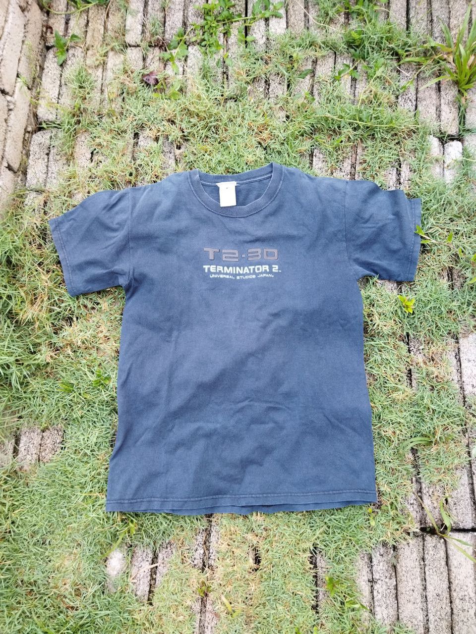 Universal Studios Vintage Terminator 2 T2 3d Tees