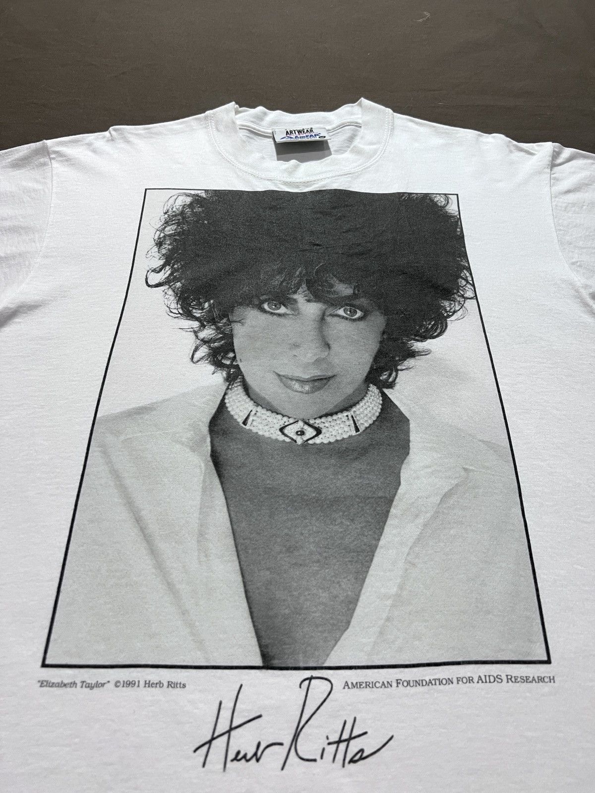Vintage 90s Elizabeth Taylor Herb Ritts Portait Photography T-Shirts, Hoodie, Sweatshirt | FlexRushtees.com
