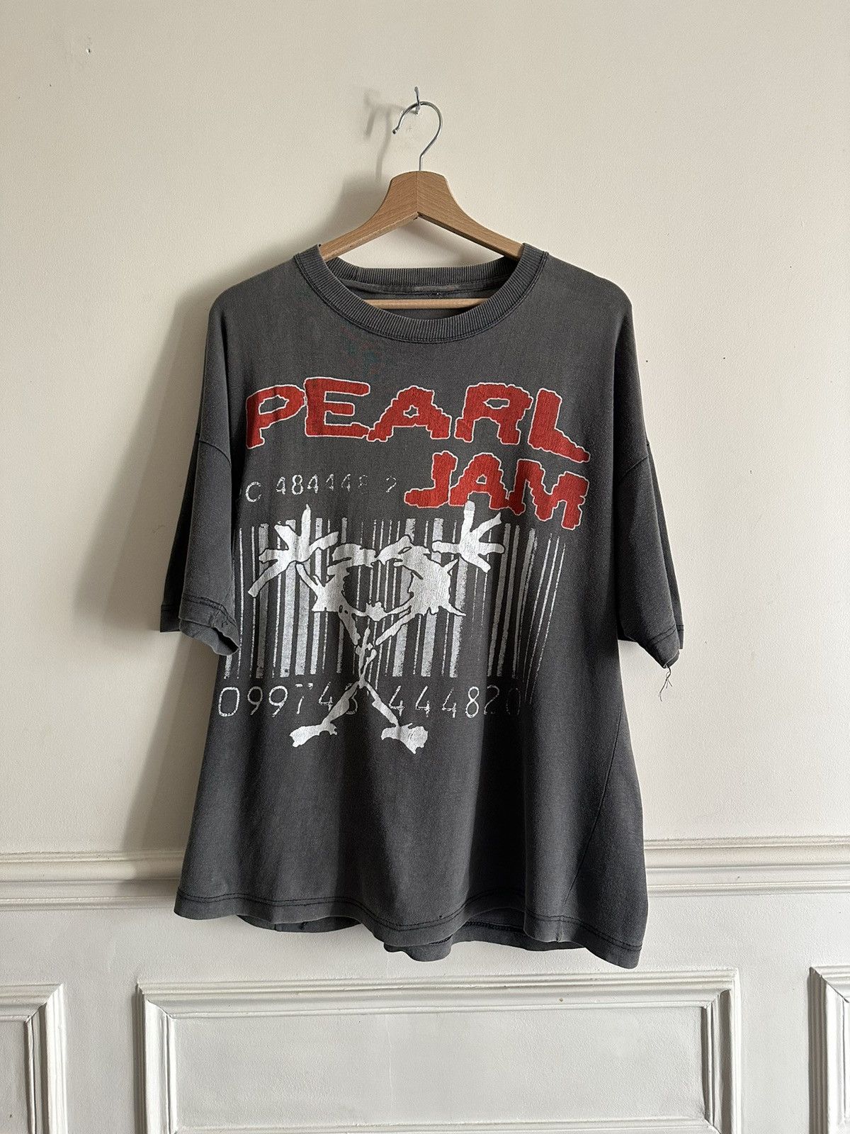 Vintage 90 S Pearl Jam No Code Faded Grey Fit L T-Shirts, Hoodie, Sweatshirt | FlexRushtees.com