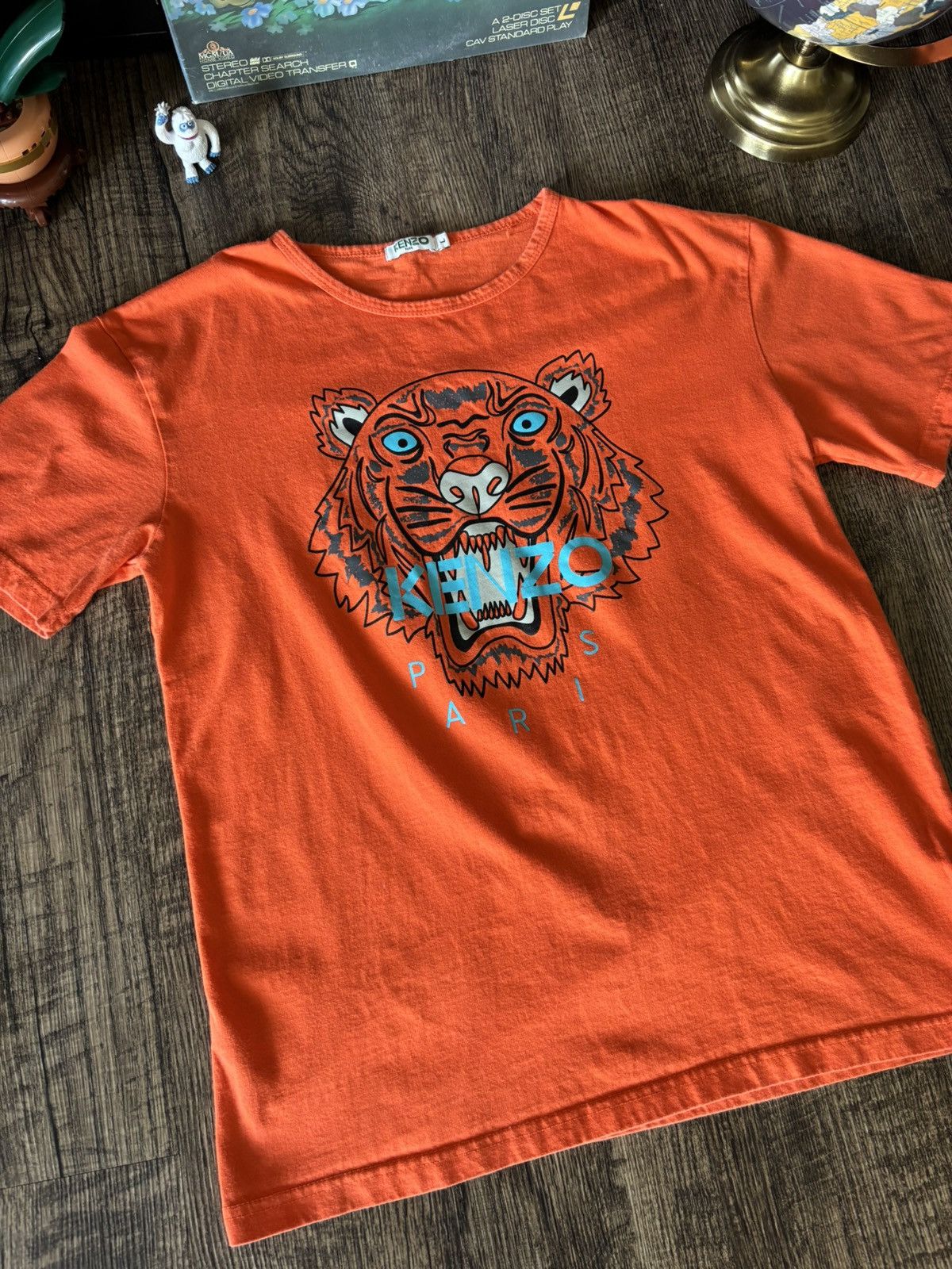 Kenzo Graphic Tee Youth Large Hoodie, Sweatshirt | FlexRushtees.com