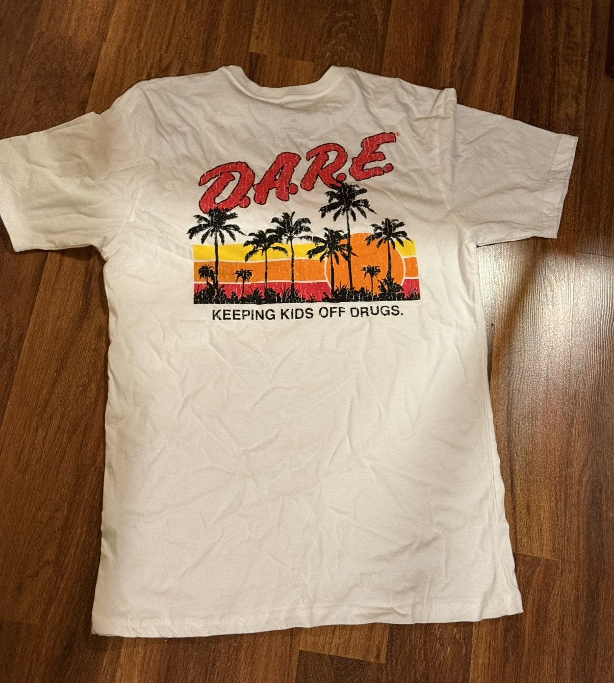 Vintage Authentic D A R E Tropical T Shirt Keeping Kids Off Drugs