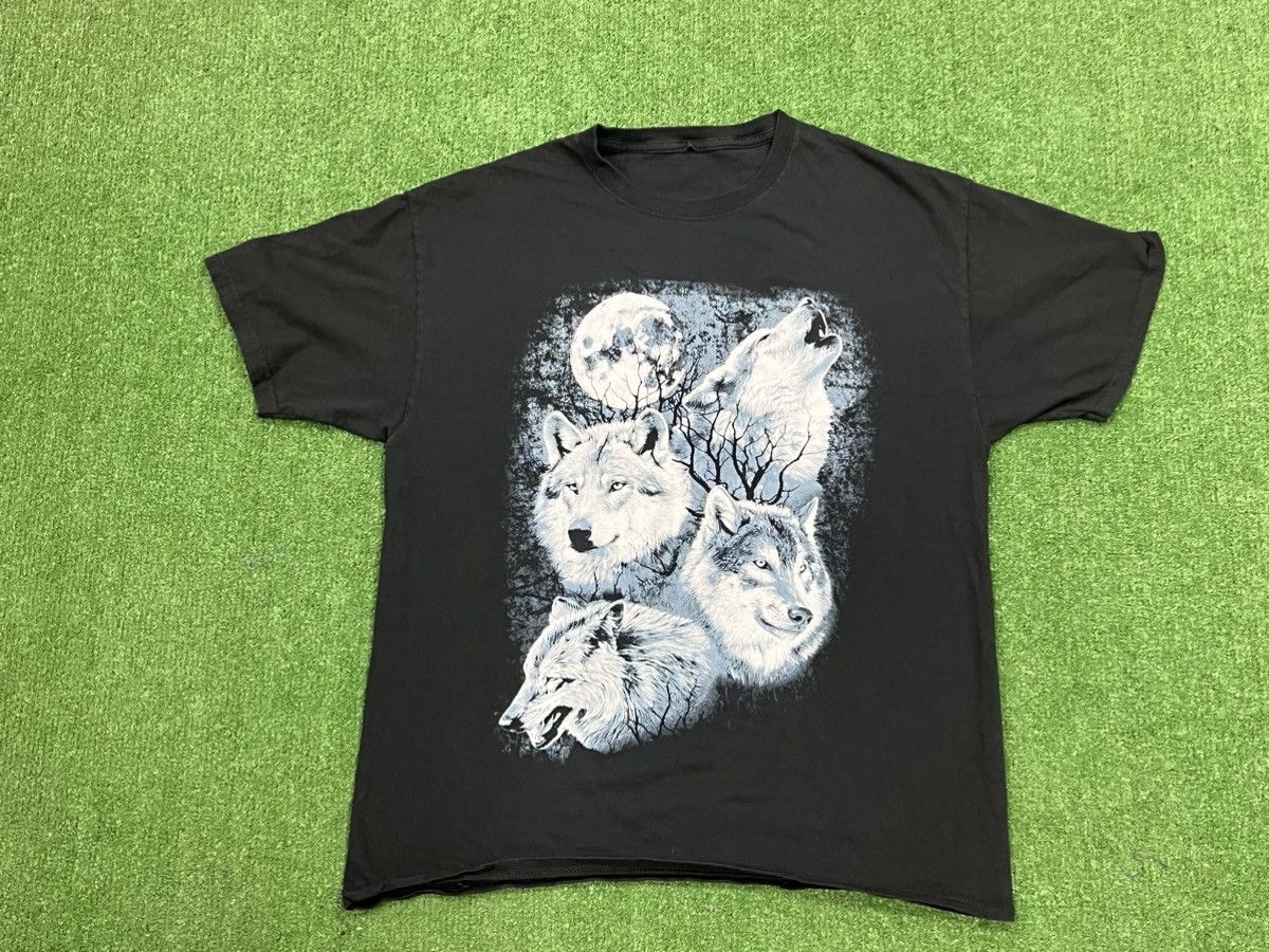 Vintage 4 Wolves Tee Hoodie, Sweatshirt | FlexRushtees.com