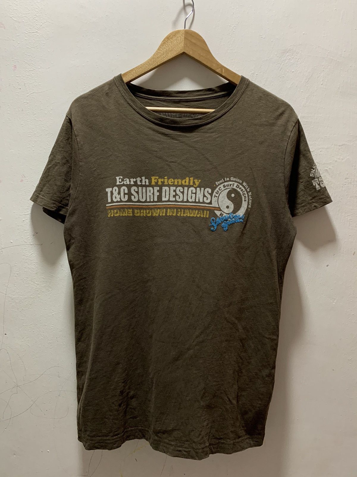 Other T C Surf Design Medium Tee Hoodie, Sweatshirt | FlexRushtees.com