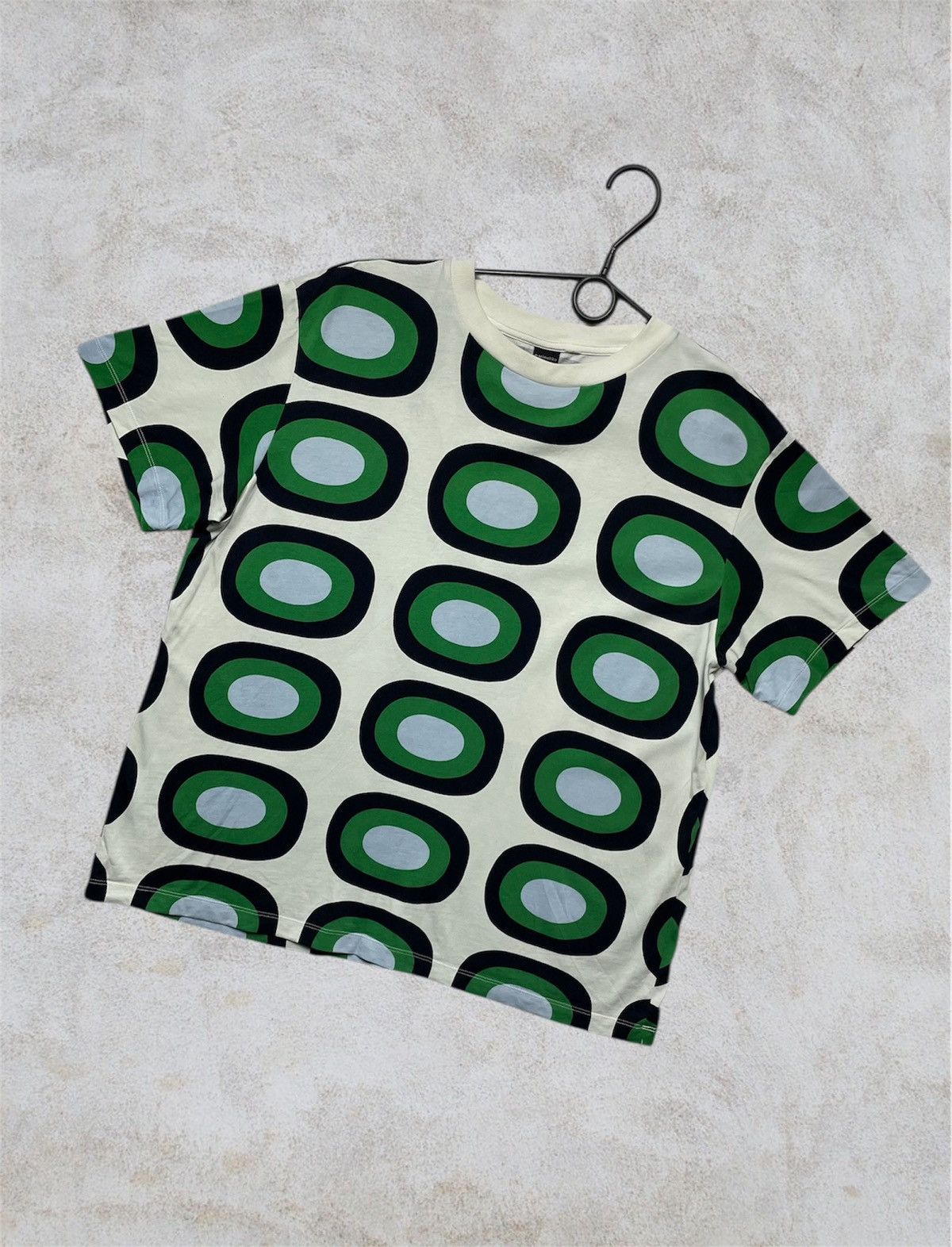Marimekko Uniqlo Tee T Shirt Size M Medium Arre Hoodie, Sweatshirt | FlexRushtees.com