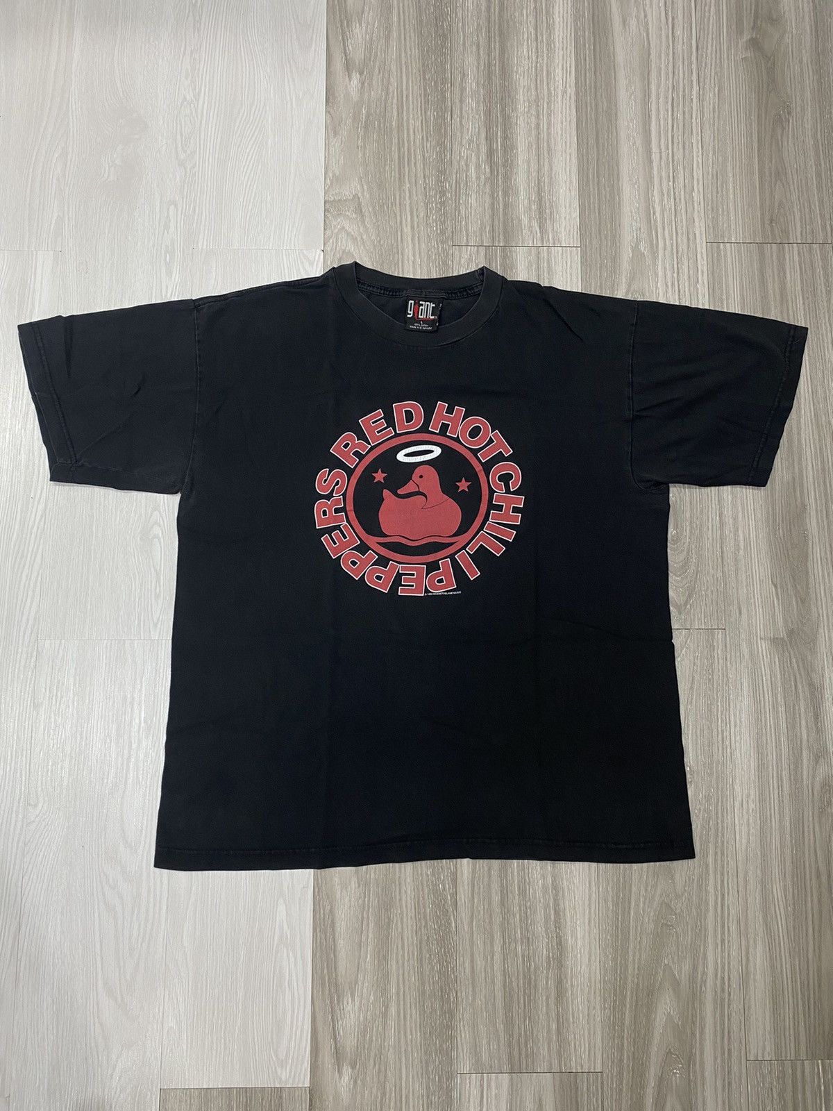 Vintage Red Hot Chili Peppers Shirt 90 Hoodie, Sweatshirt | FlexRushtees.com