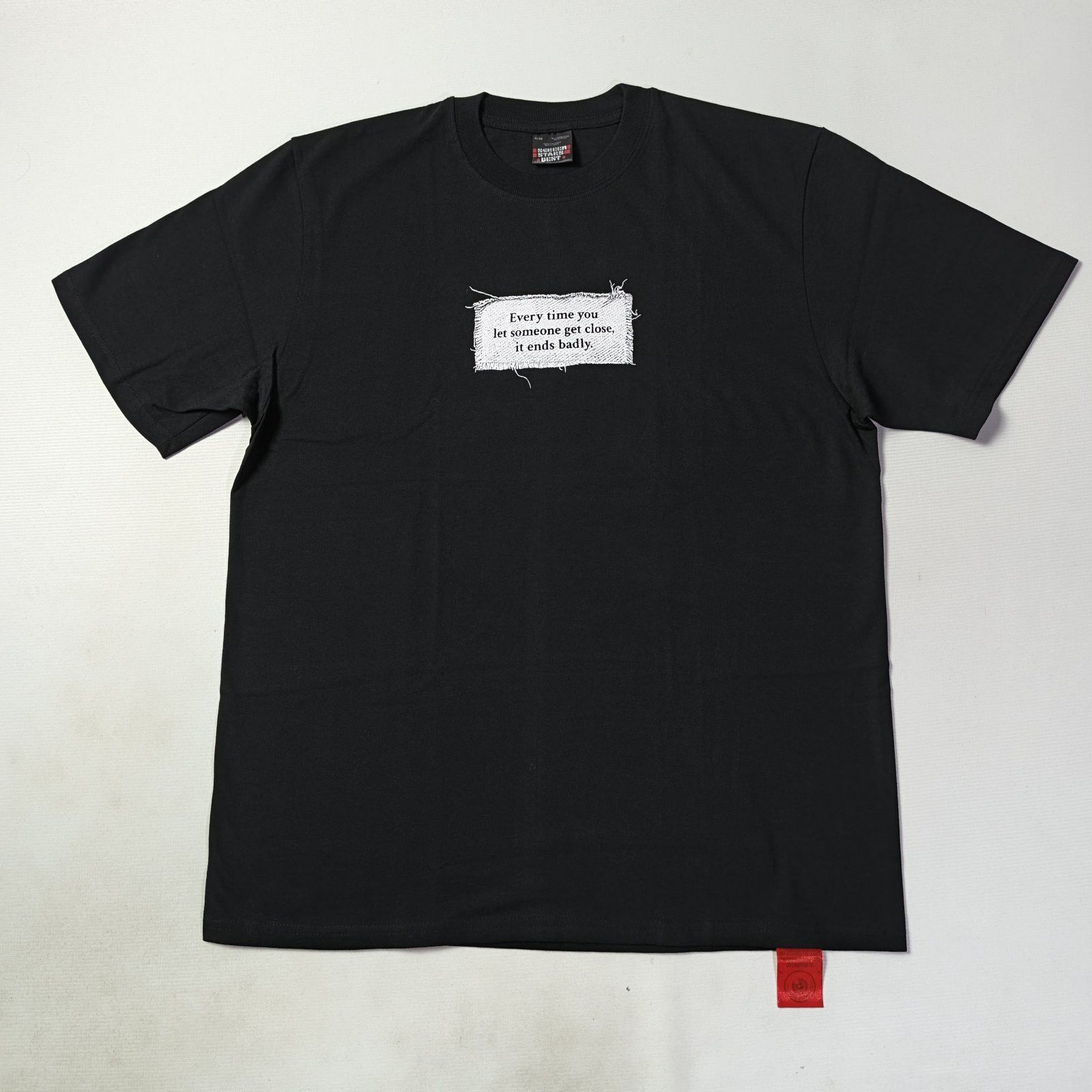 Band Tees Everytime You Let Someone Close Black Screen Stars Size Xl