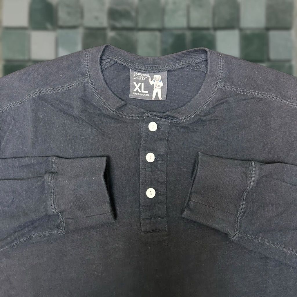 Vintage Barstool Mens Long Sleeve Henley Shirt Xl Black Astronaut Sports Barstool